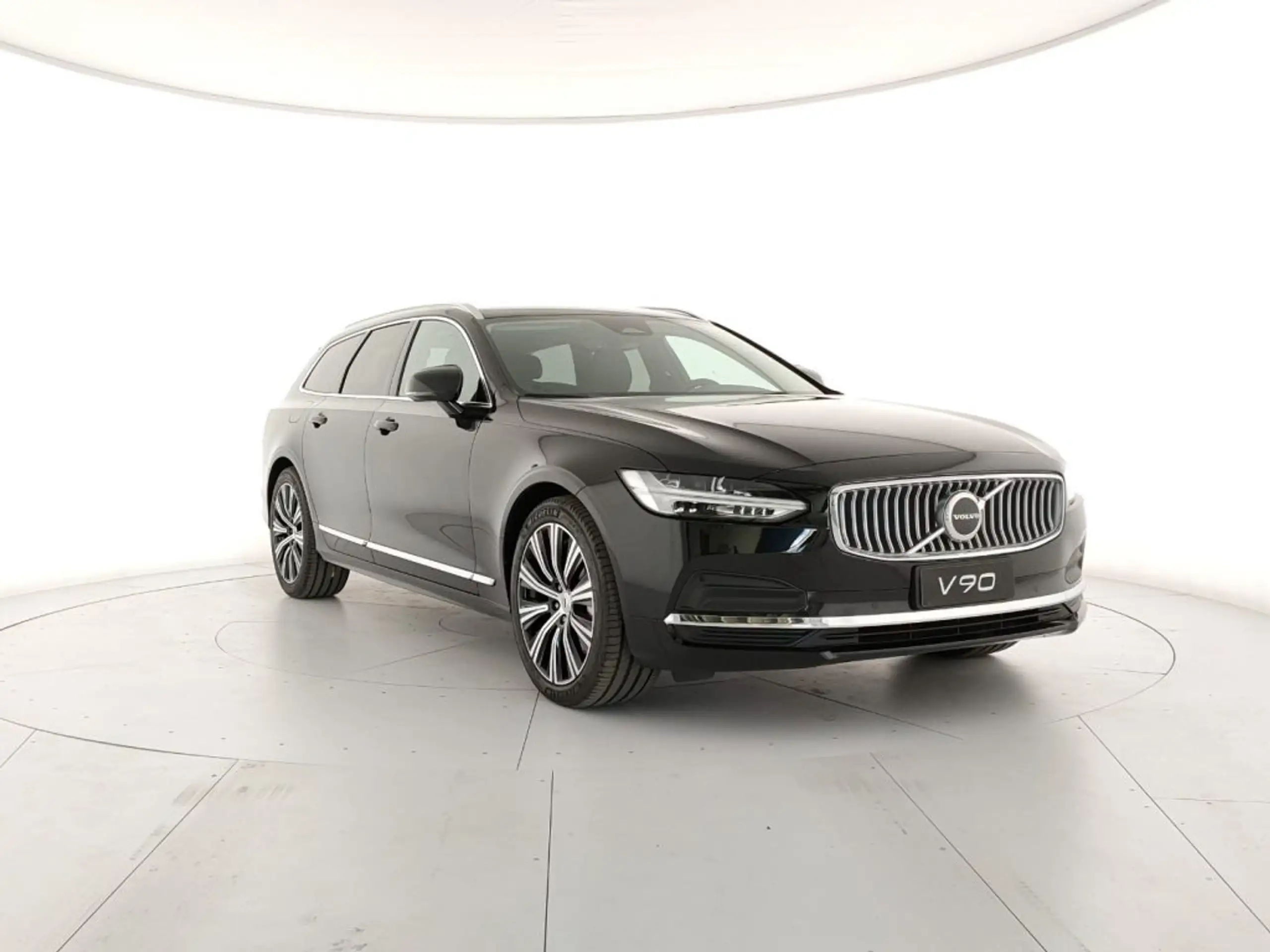 Volvo - V90