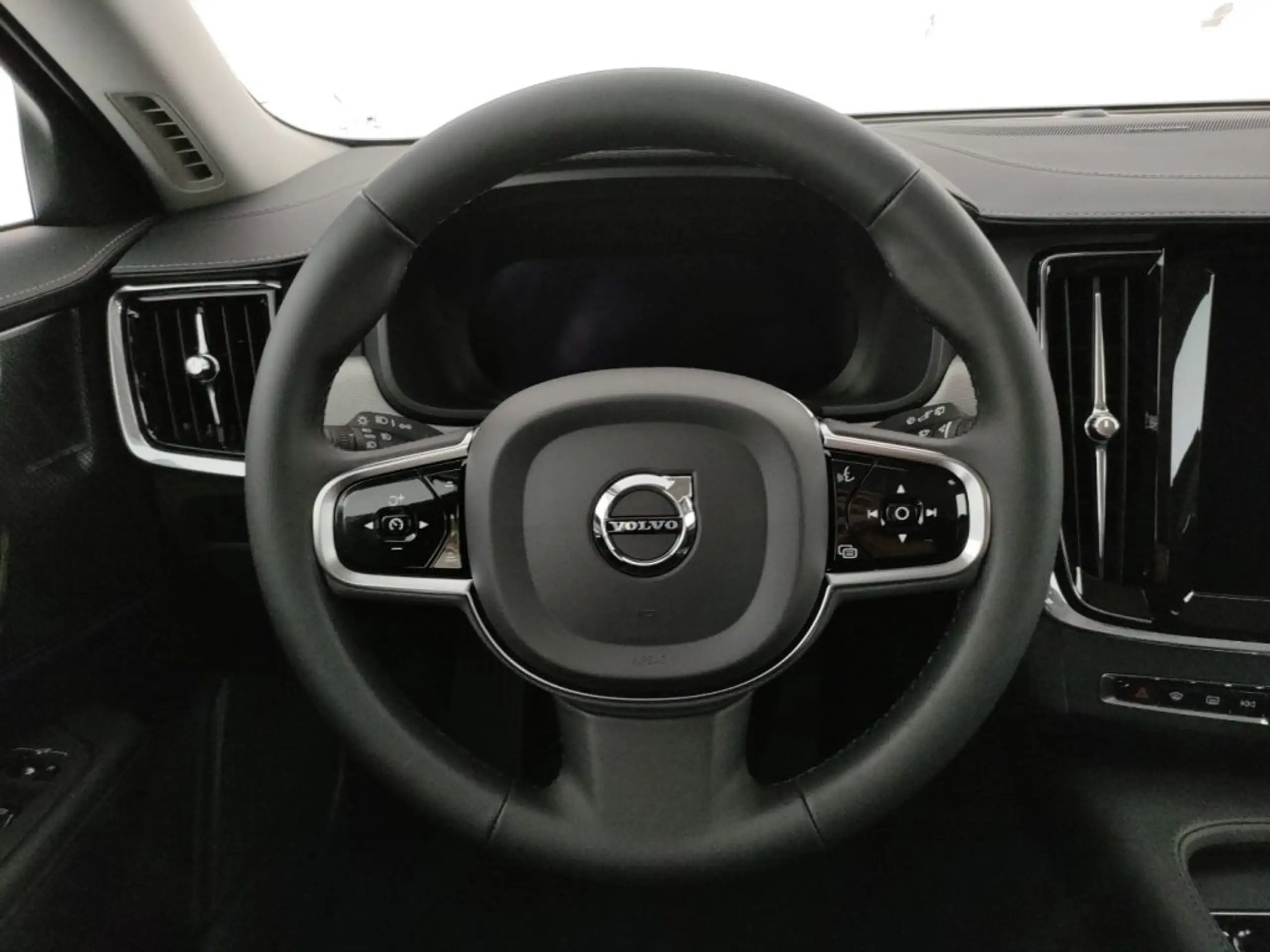 Volvo - V90