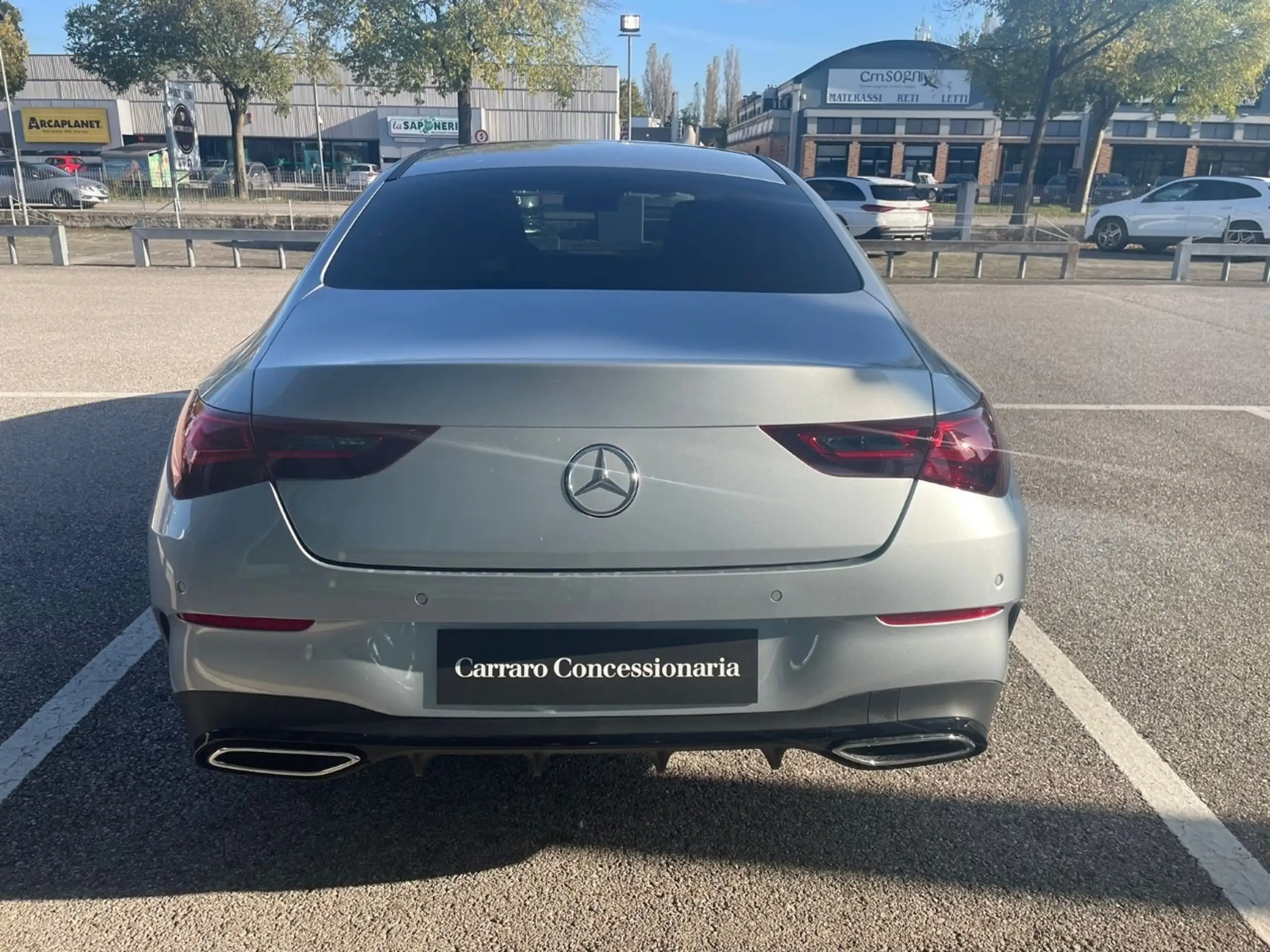 Mercedes-Benz - CLA 180