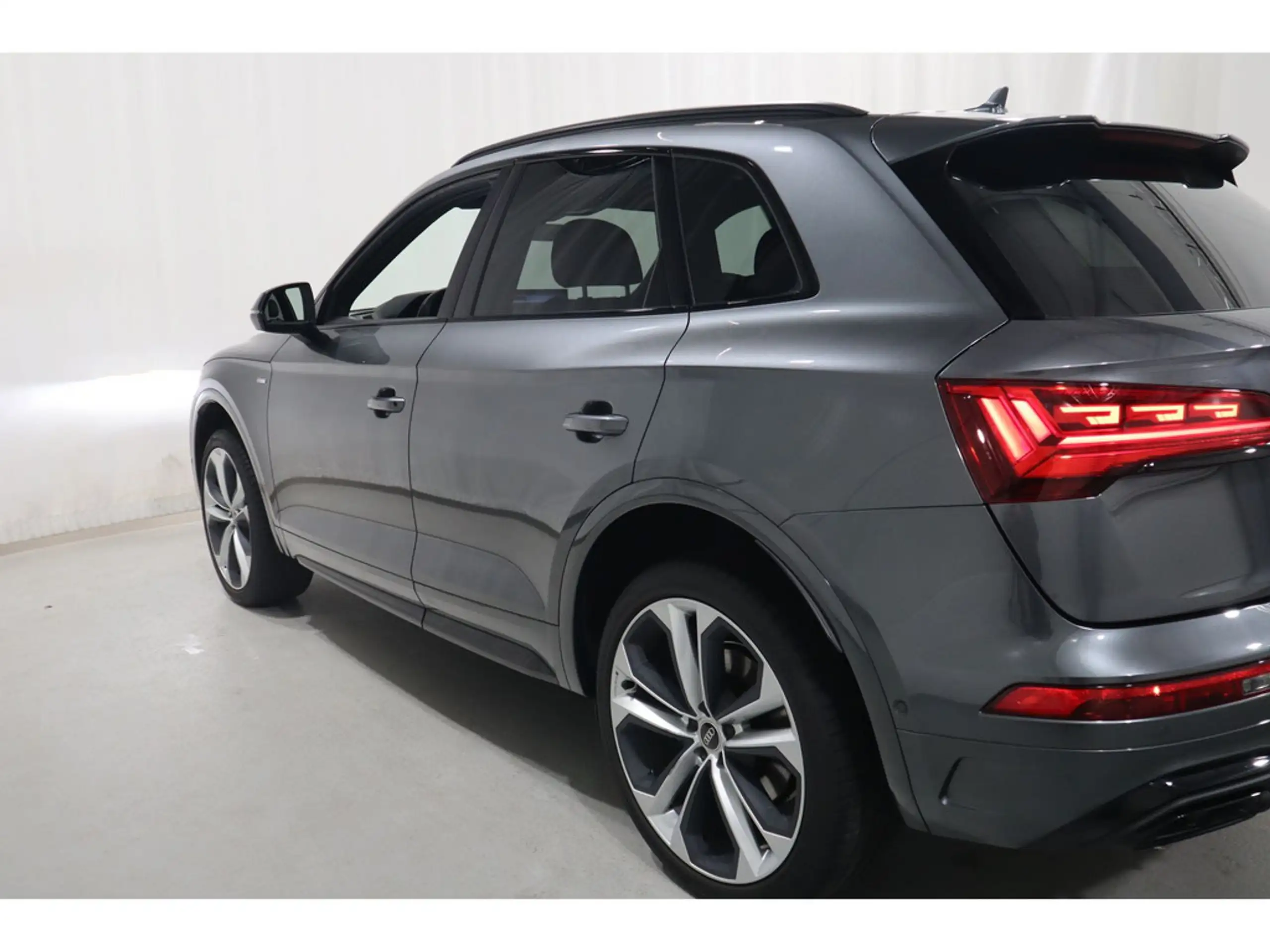 Audi - Q5