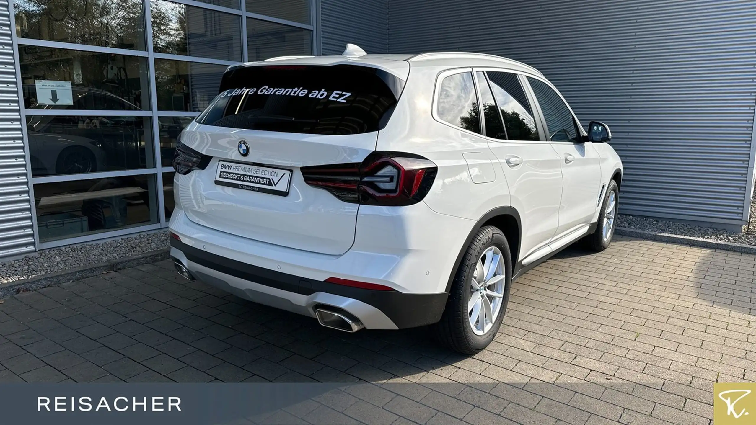 BMW - X3