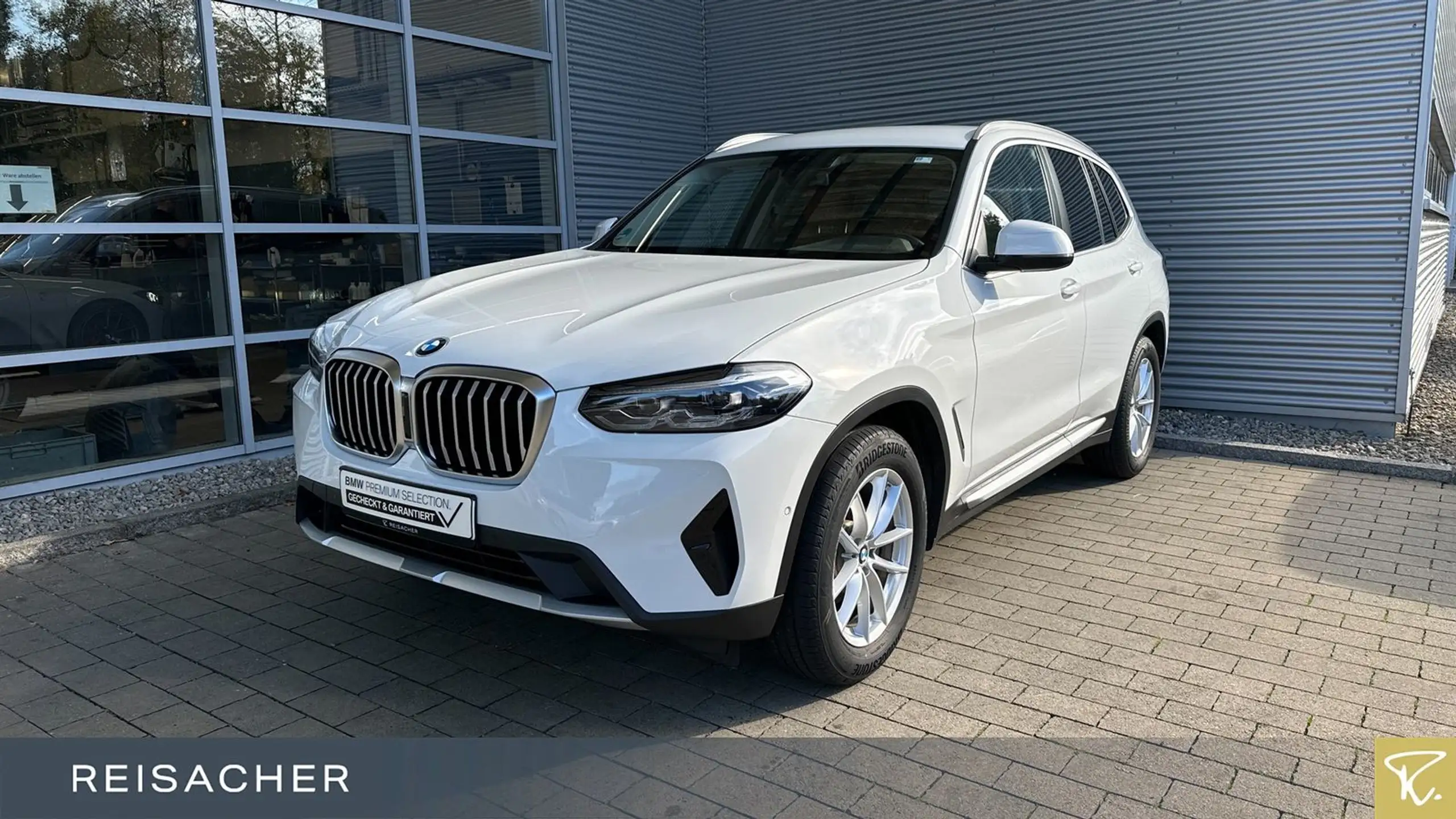 BMW - X3