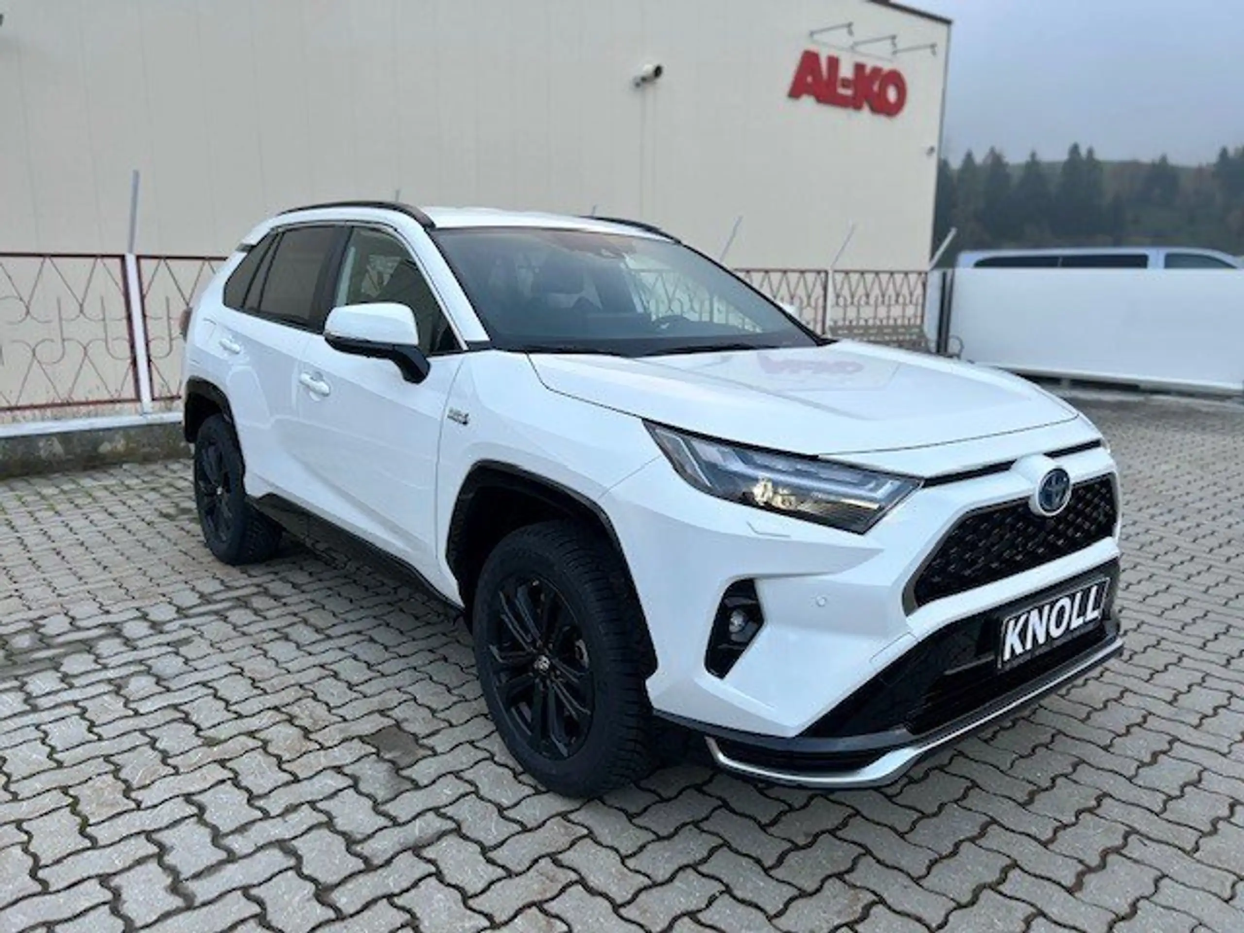 Toyota - RAV 4