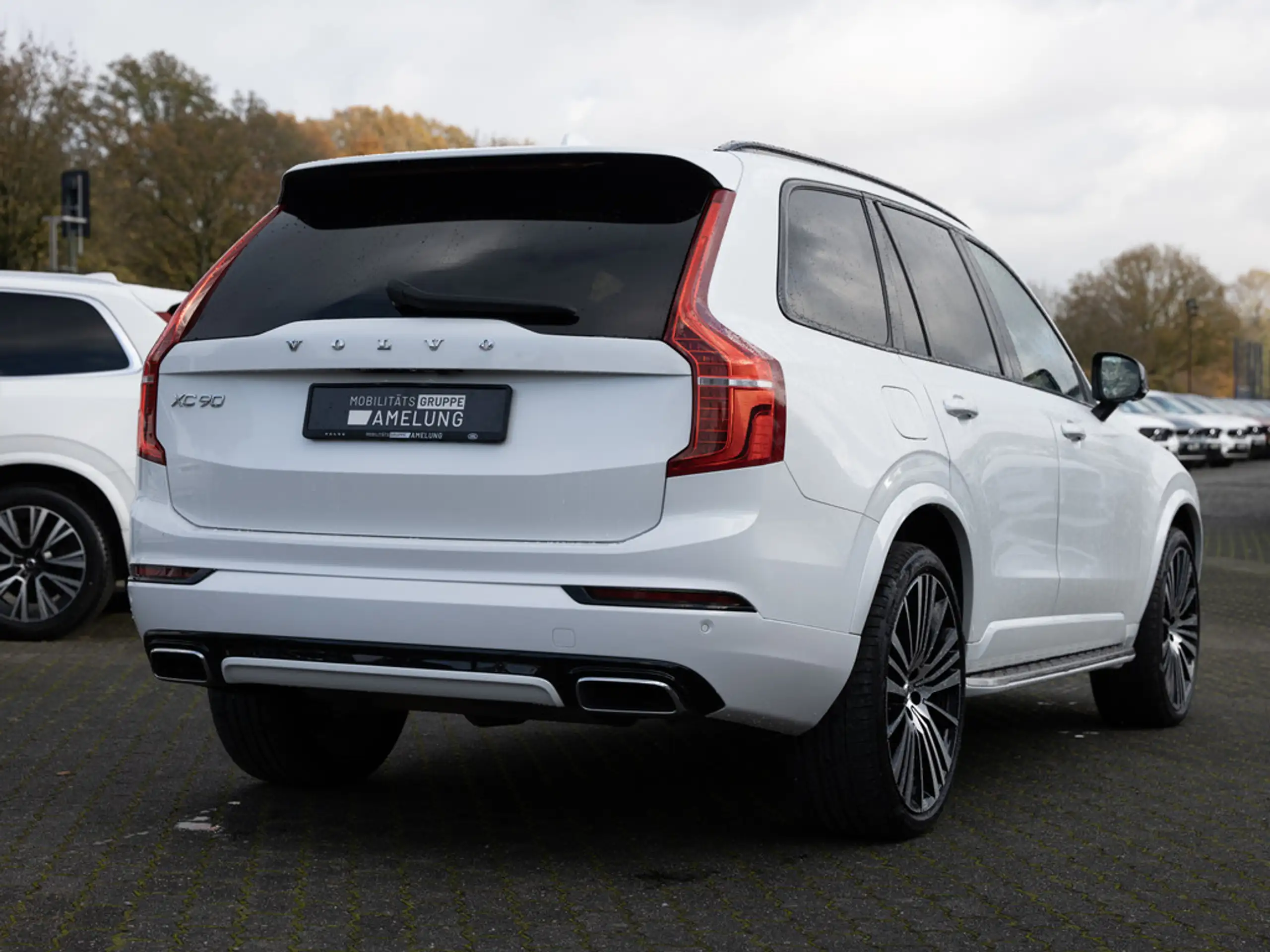 Volvo - XC90