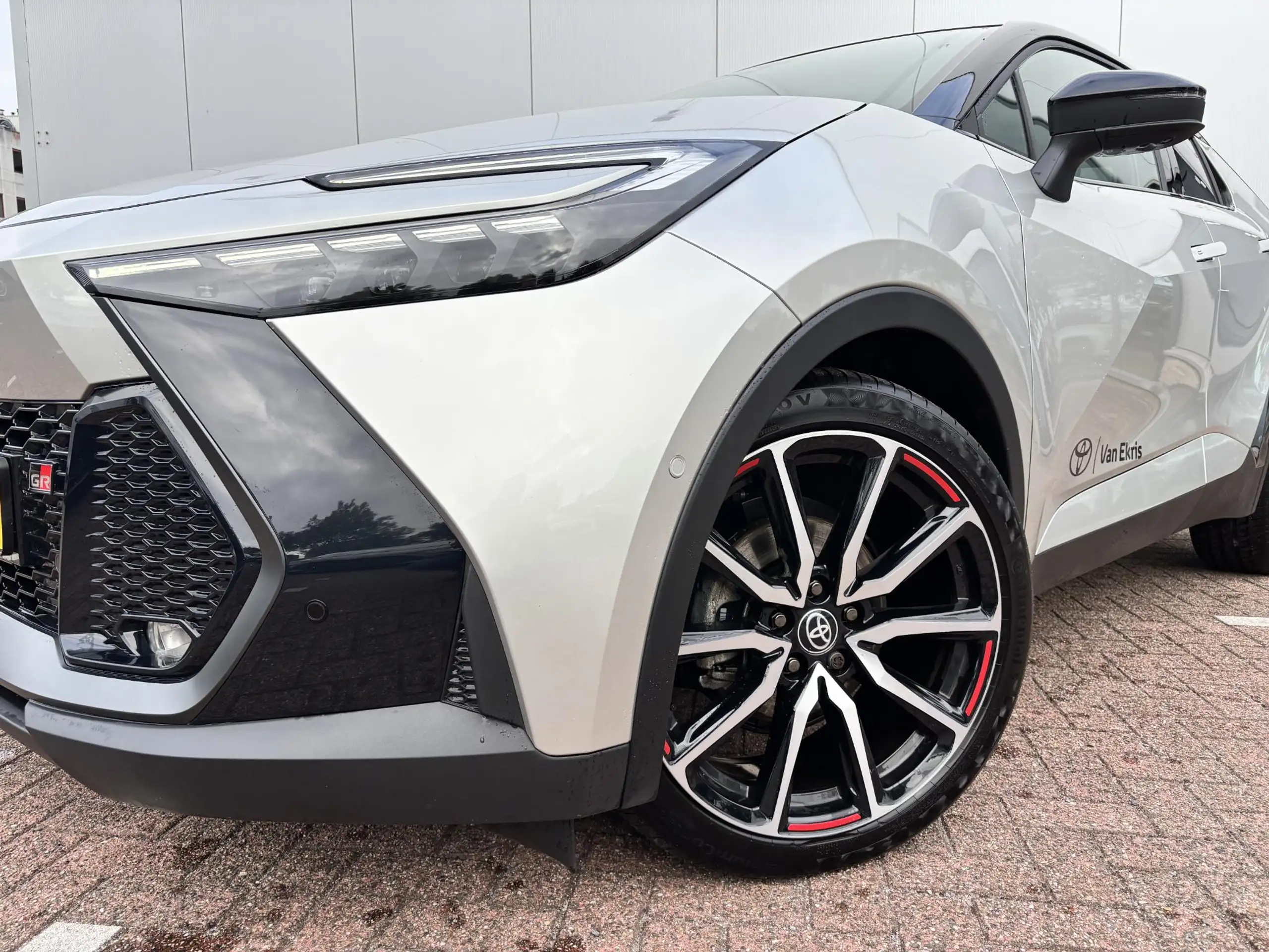 Toyota - C-HR