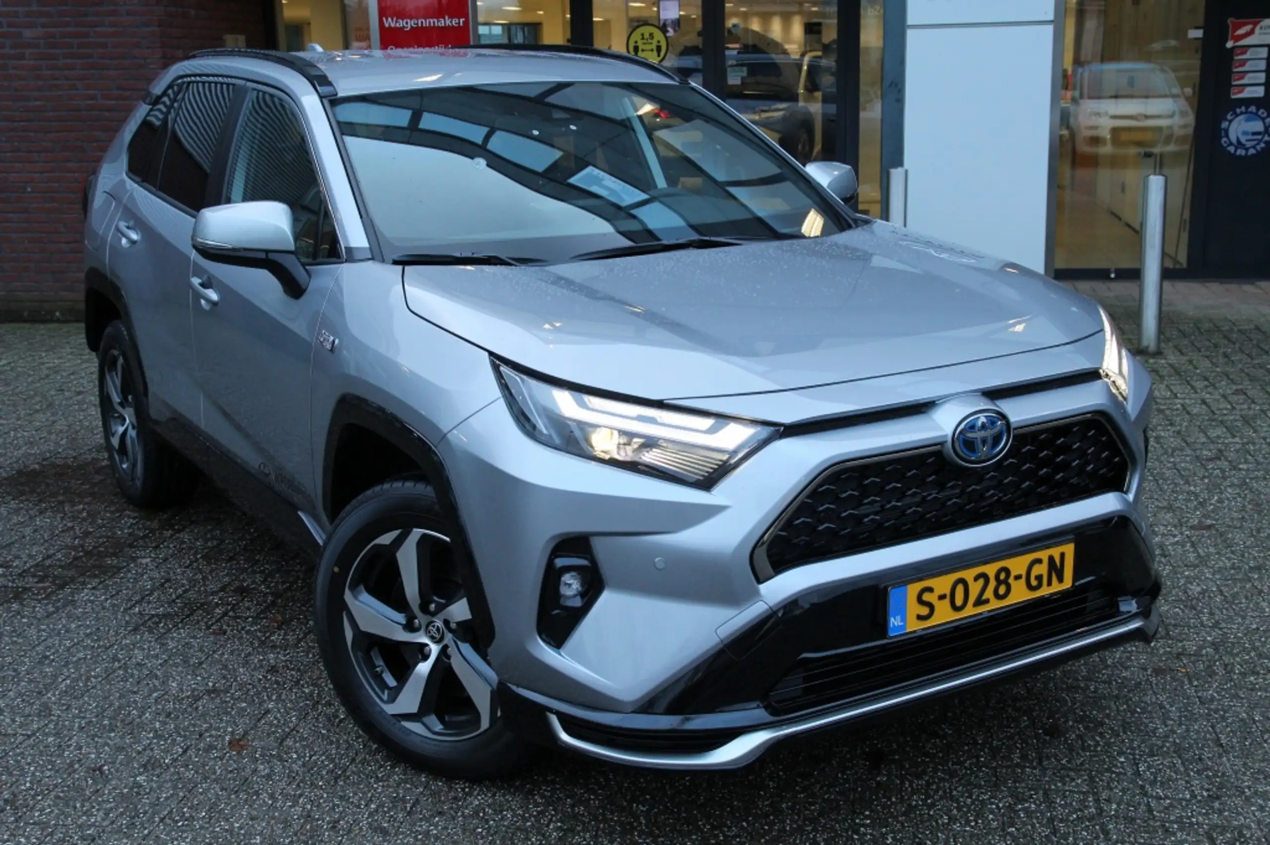 Toyota - RAV 4