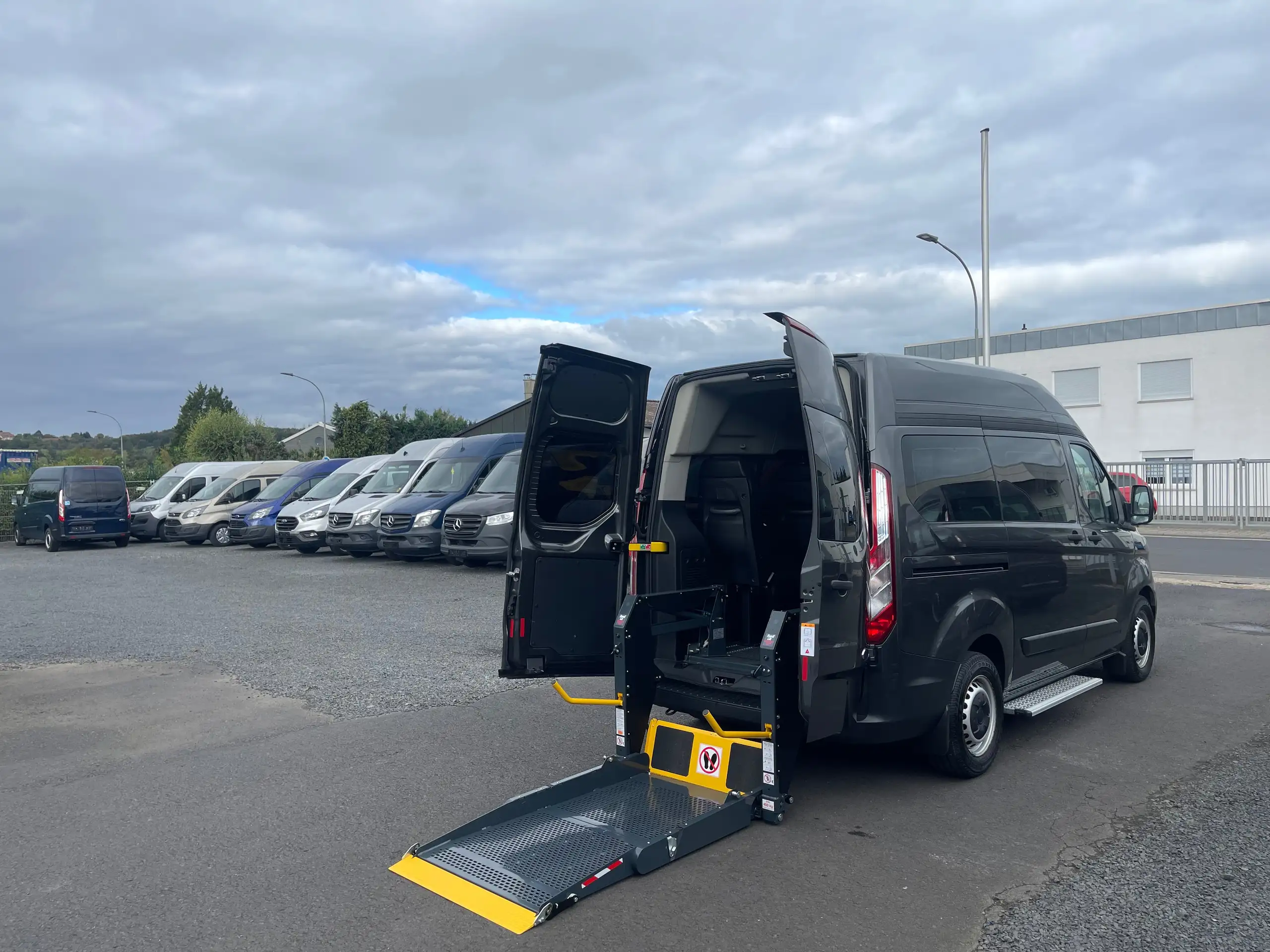 Ford - Transit Custom