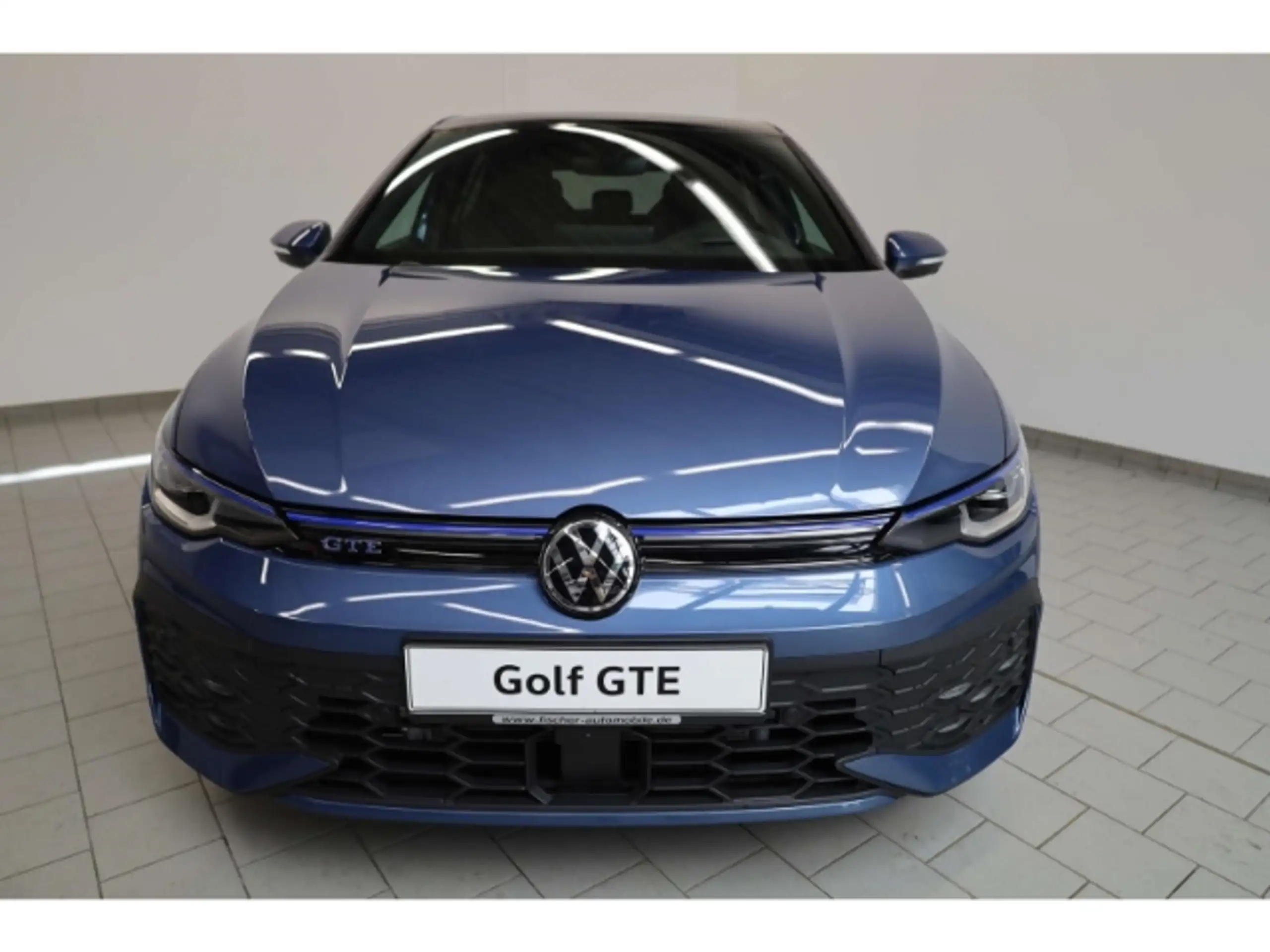 Volkswagen - Golf