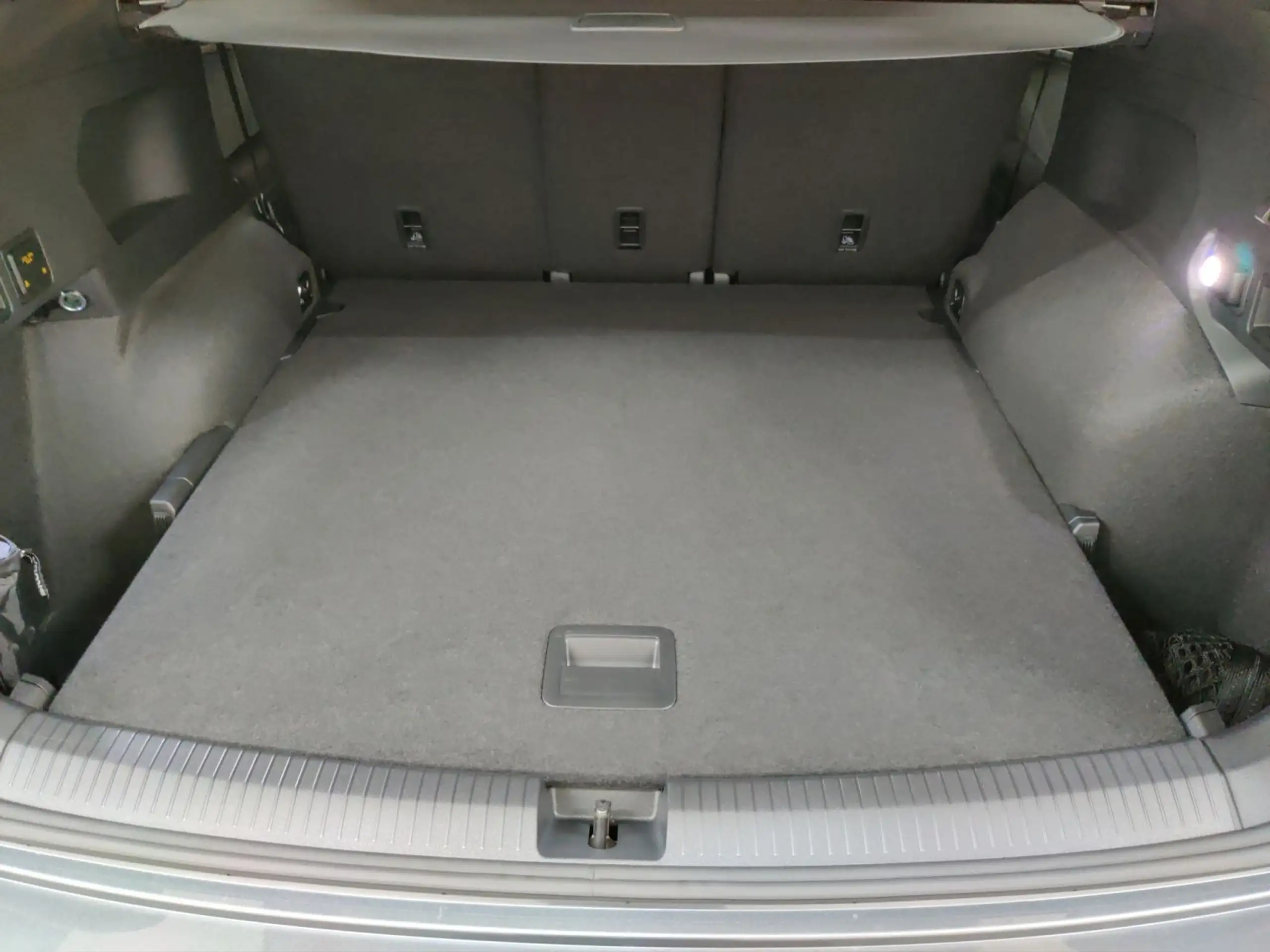 Volkswagen - Tiguan Allspace