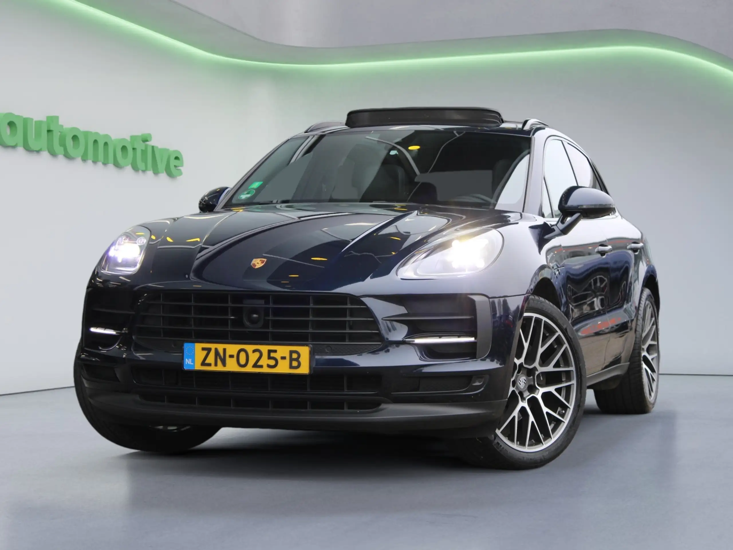 Porsche Macan 2019