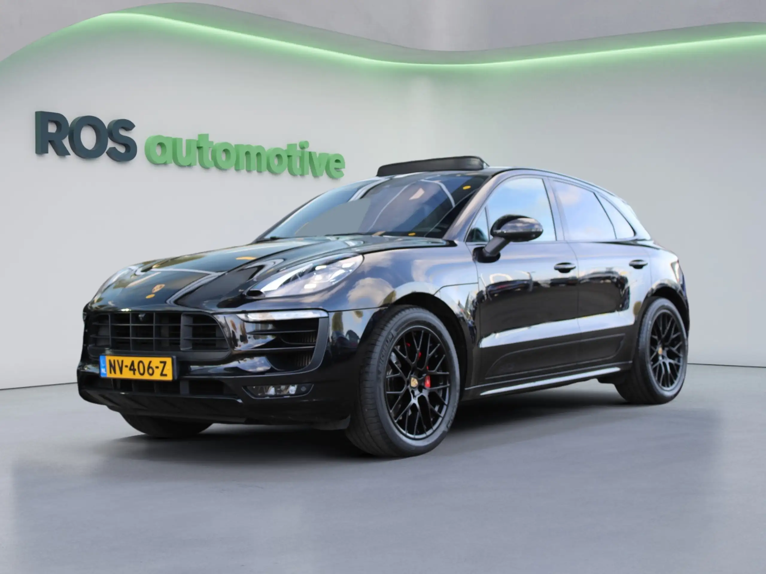 Porsche - Macan