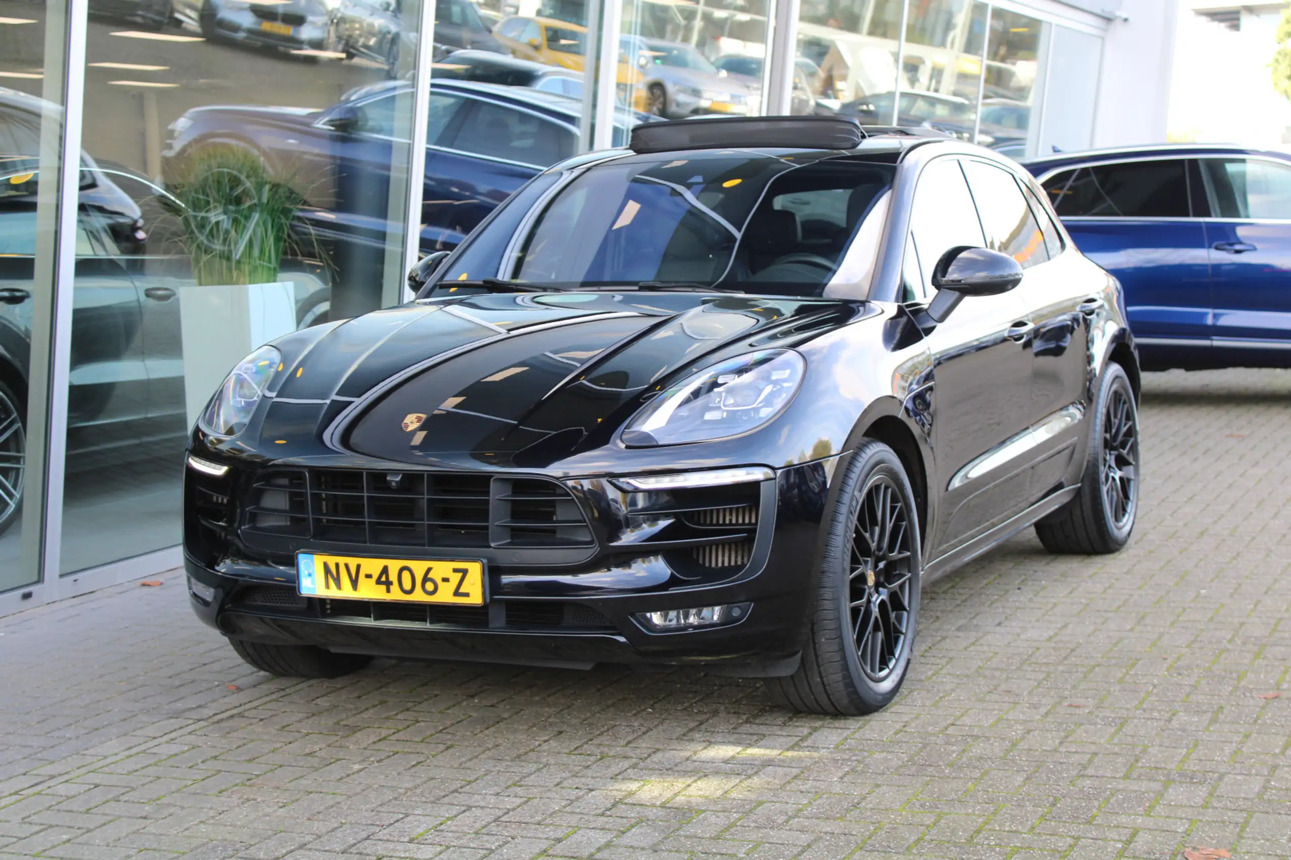 Porsche - Macan