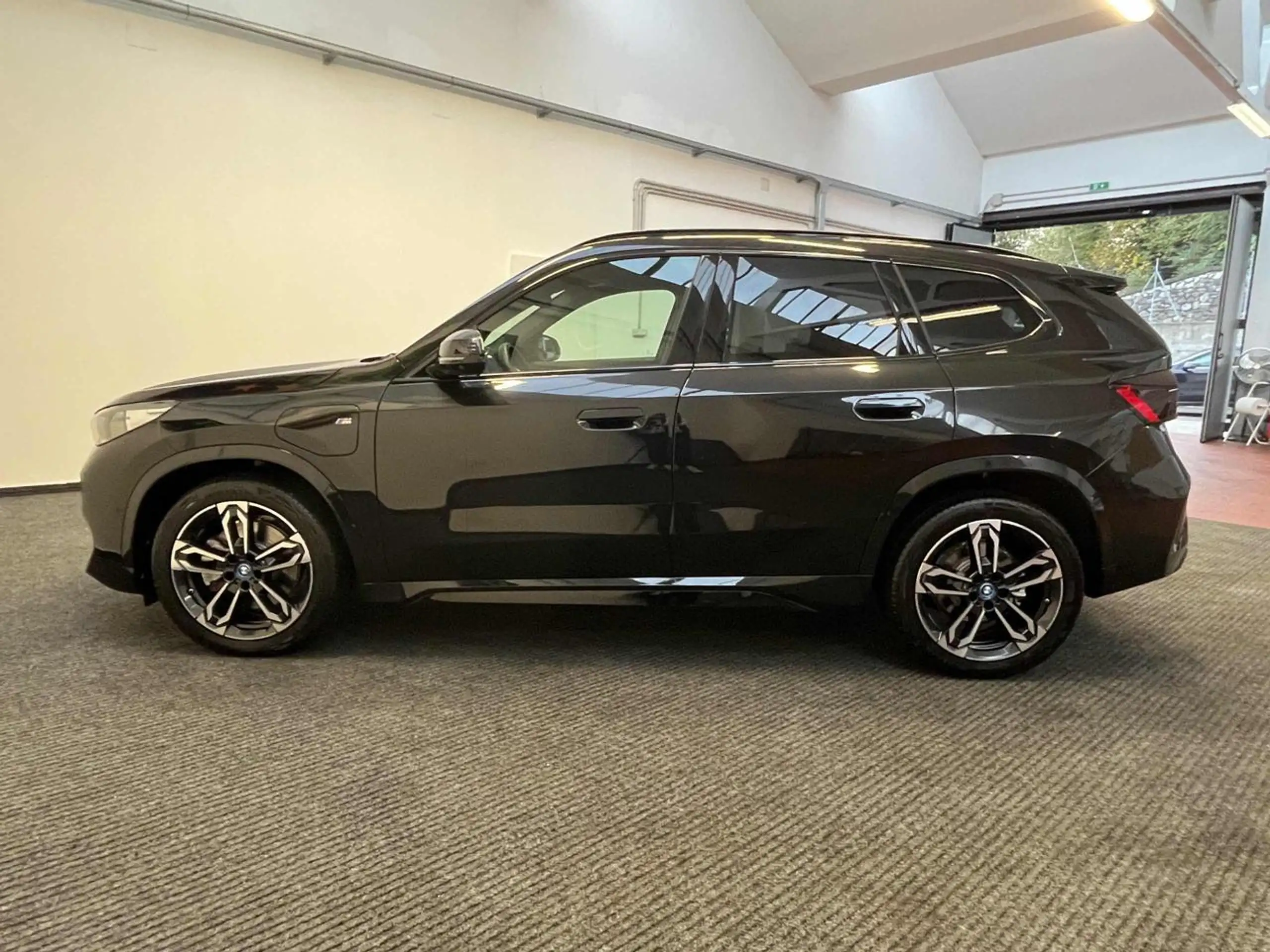 BMW - X1