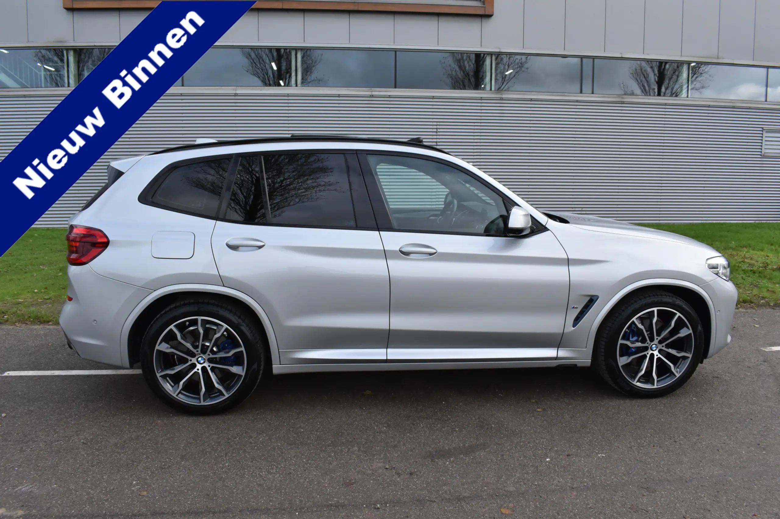 BMW - X3