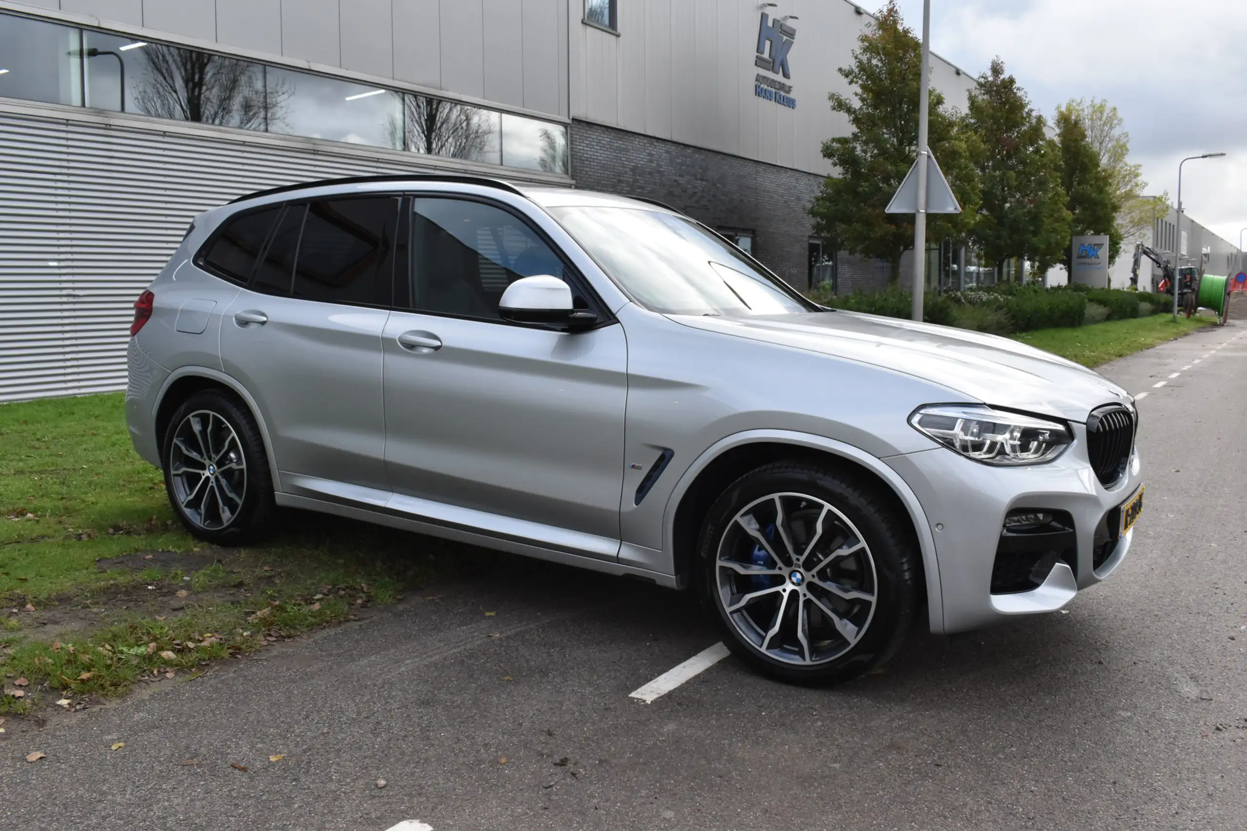 BMW - X3