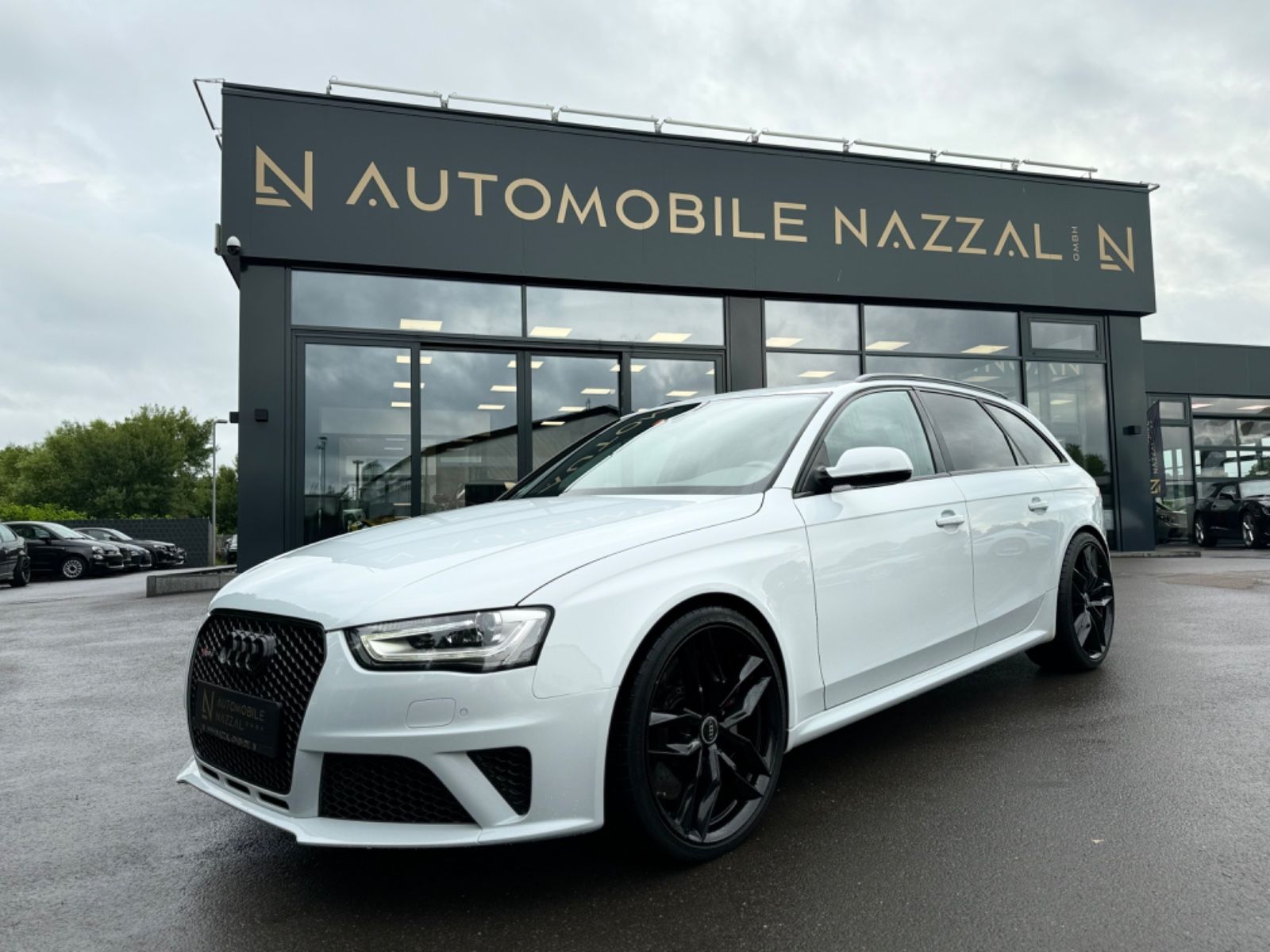 Audi RS4 2024 8CH