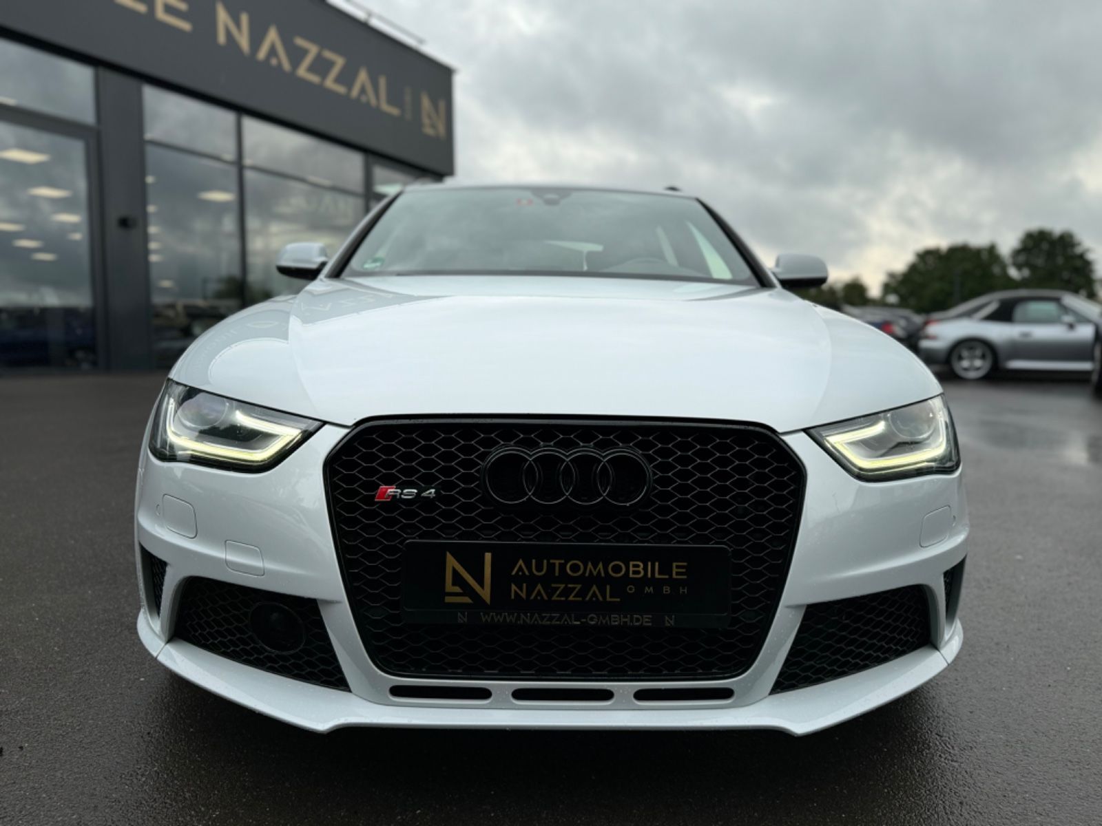 Audi - RS 4