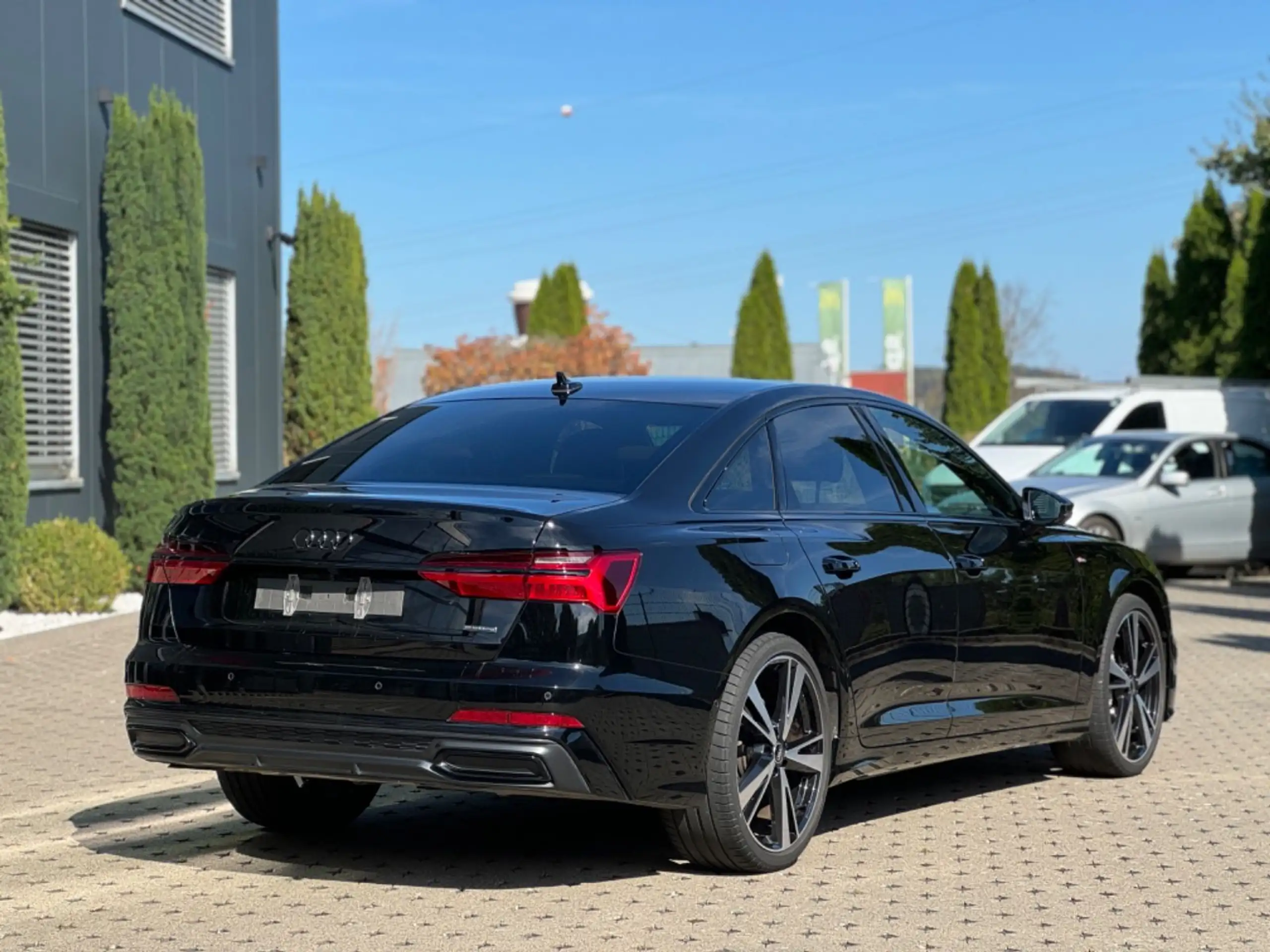 Audi - A6