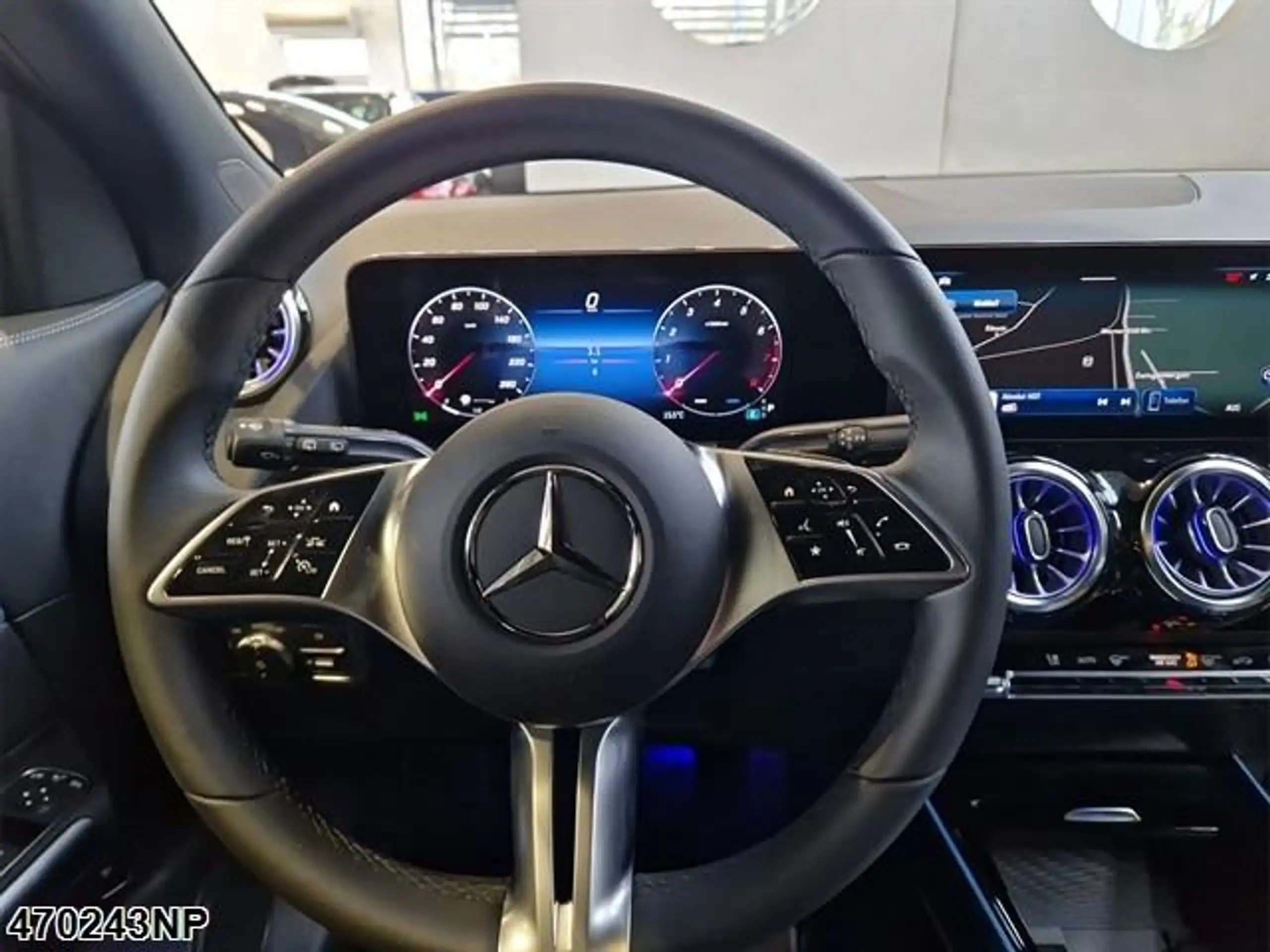 Mercedes-Benz - GLA 200