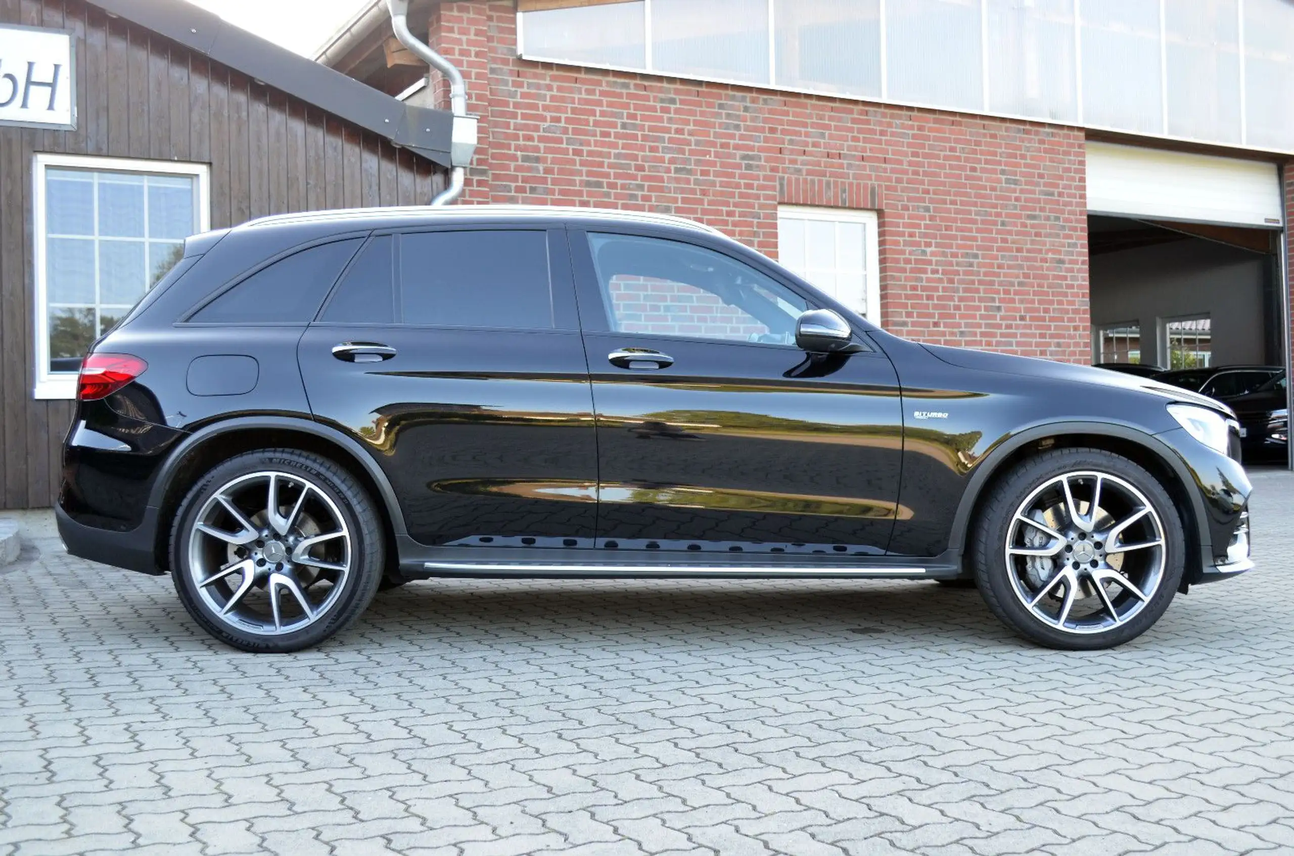 Mercedes-Benz - GLC 43 AMG