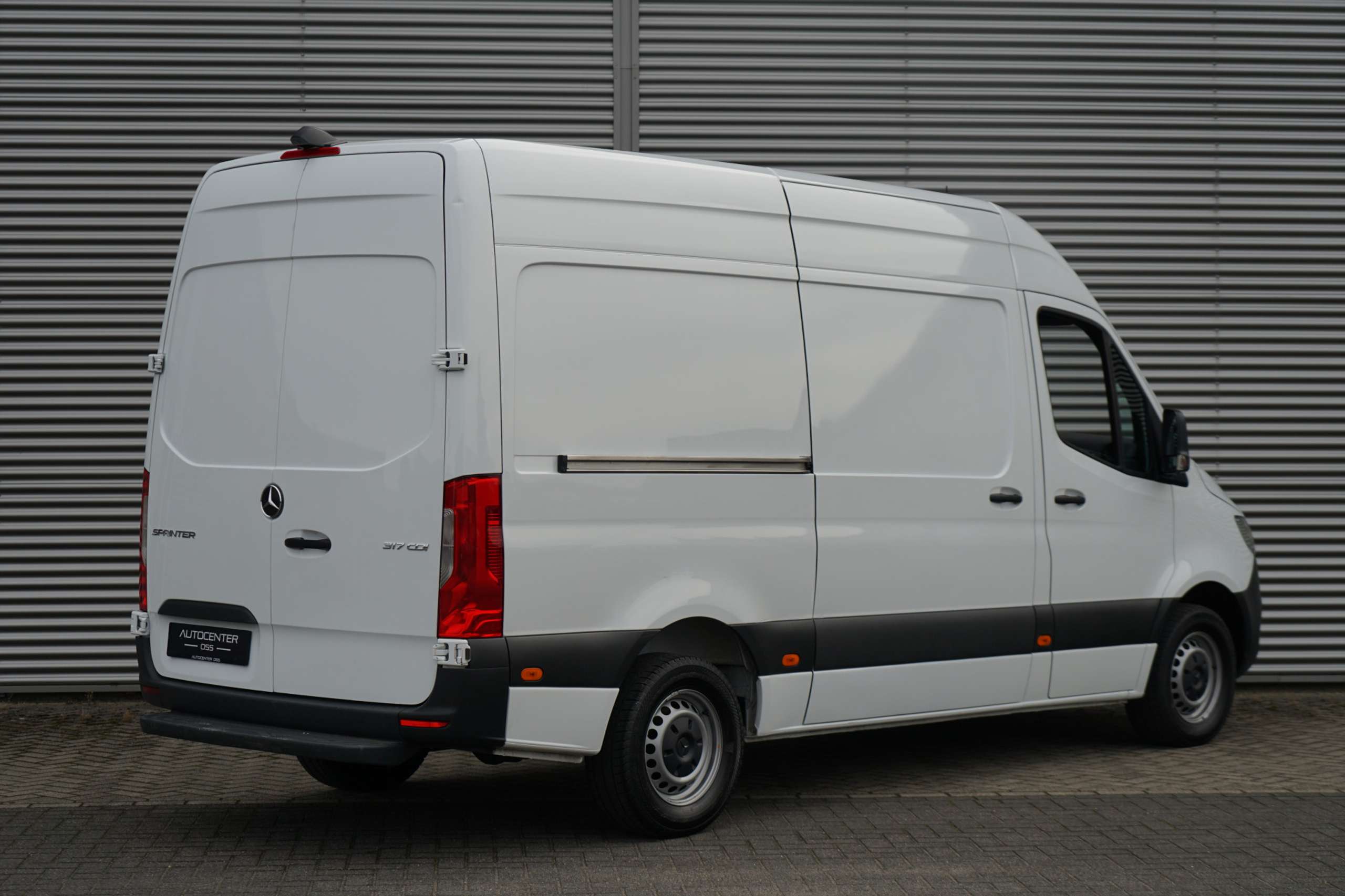 Mercedes-Benz - Sprinter