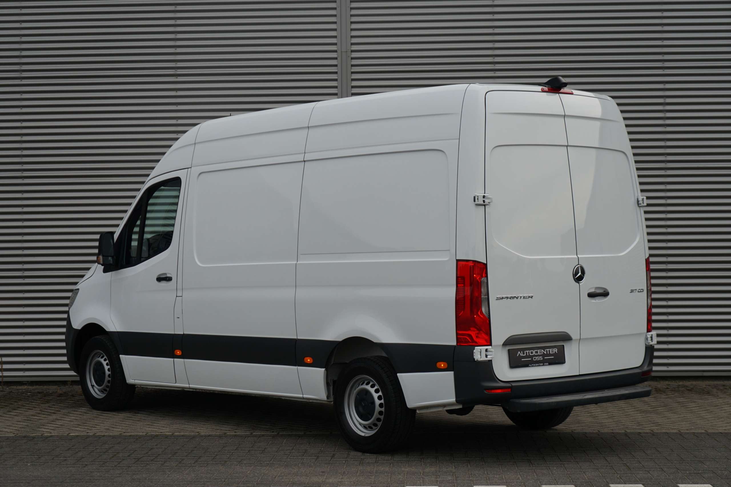 Mercedes-Benz - Sprinter