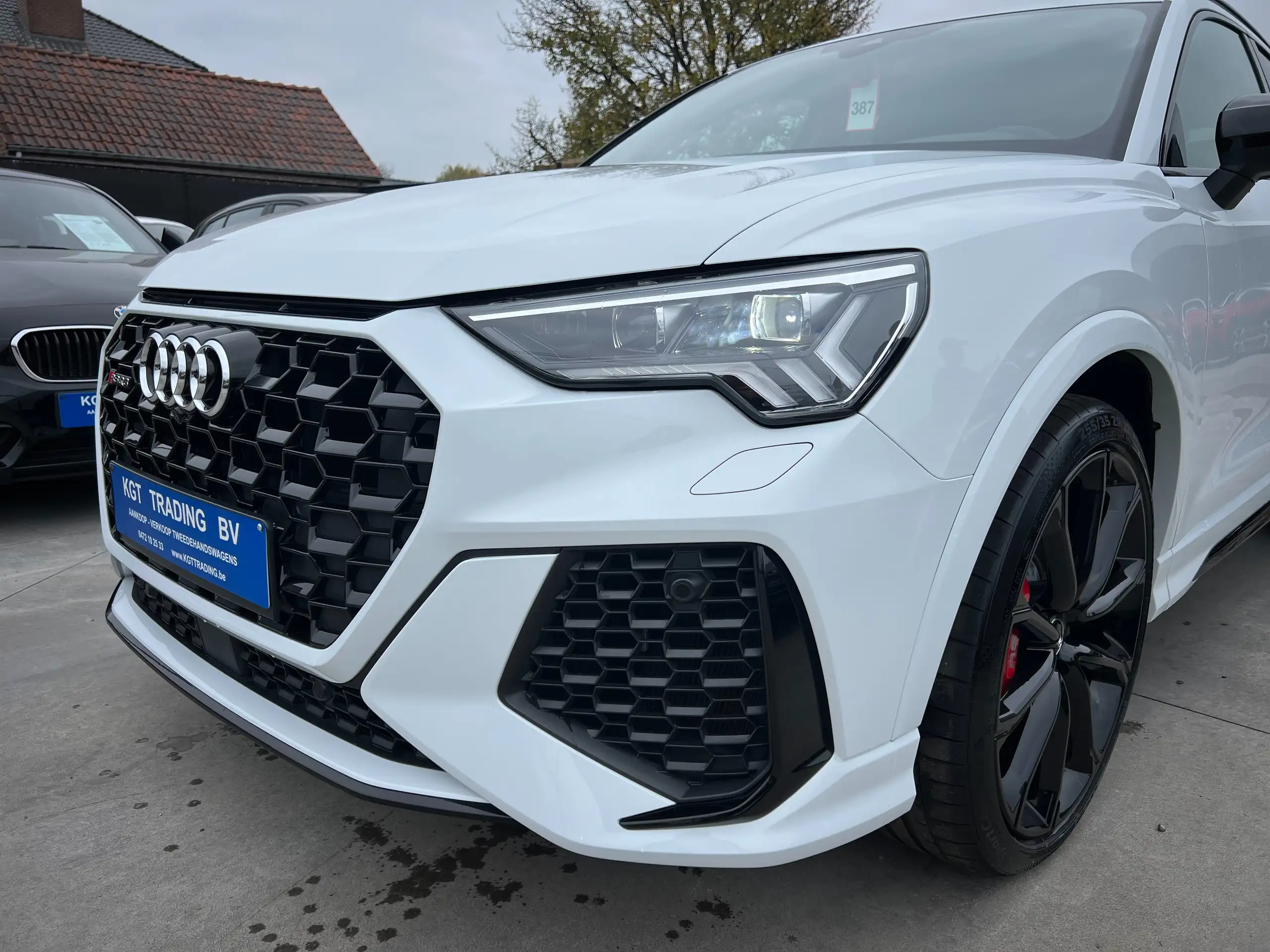 Audi - RS Q3