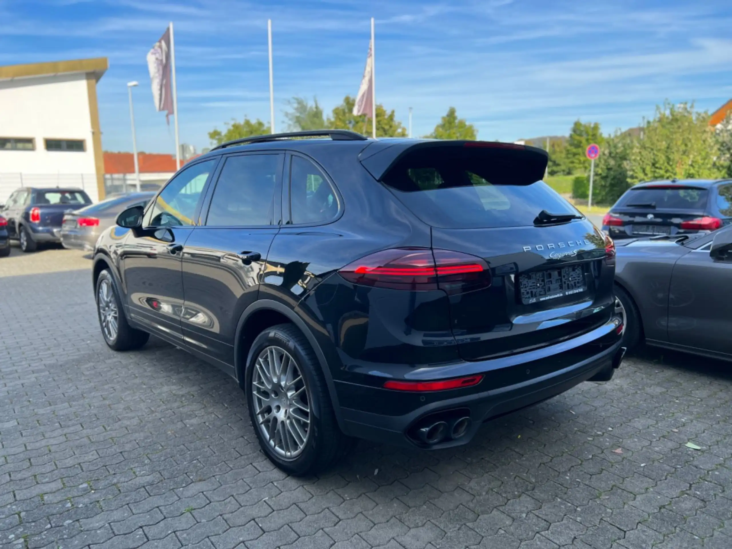 Porsche - Cayenne