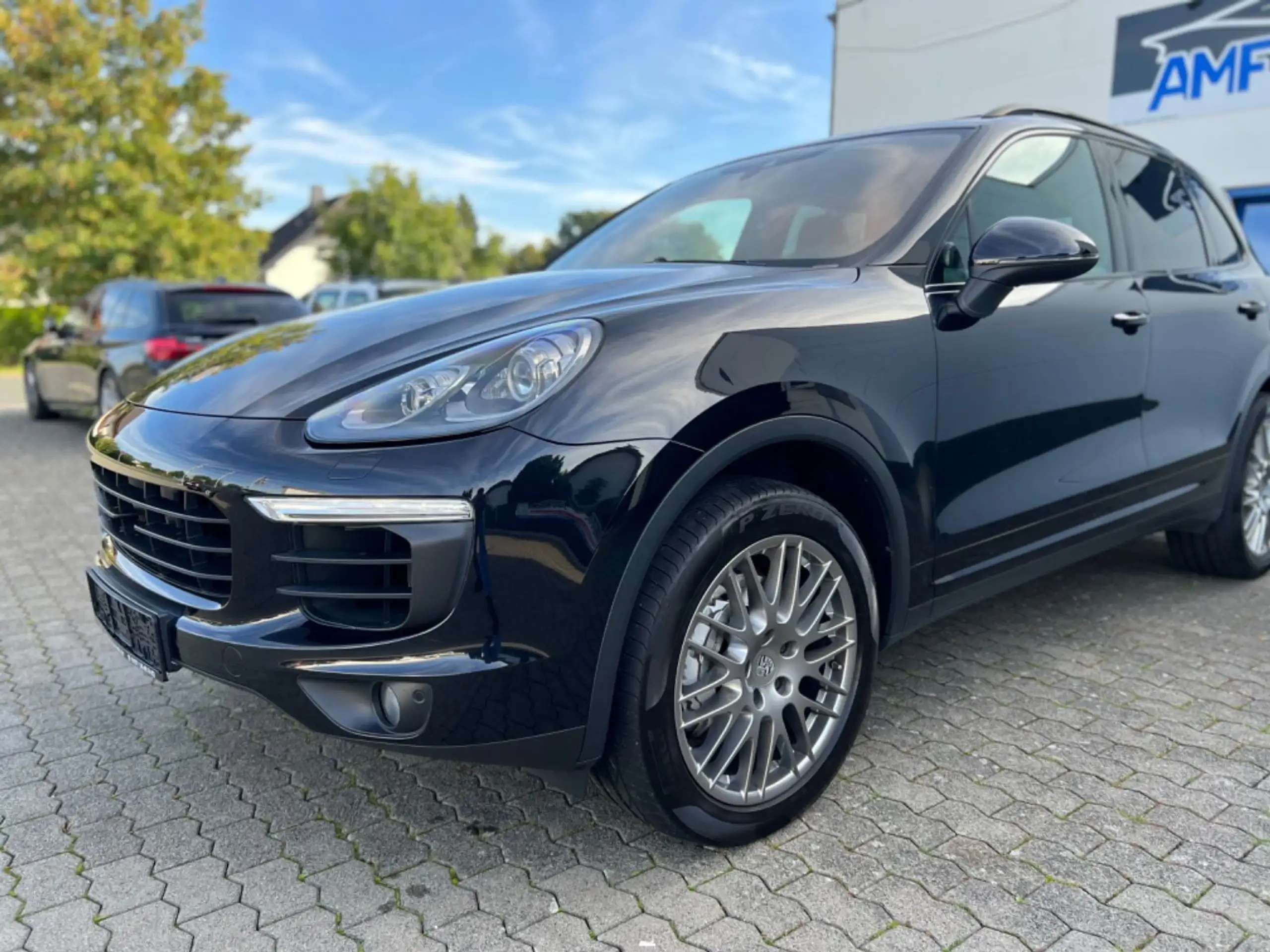 Porsche - Cayenne