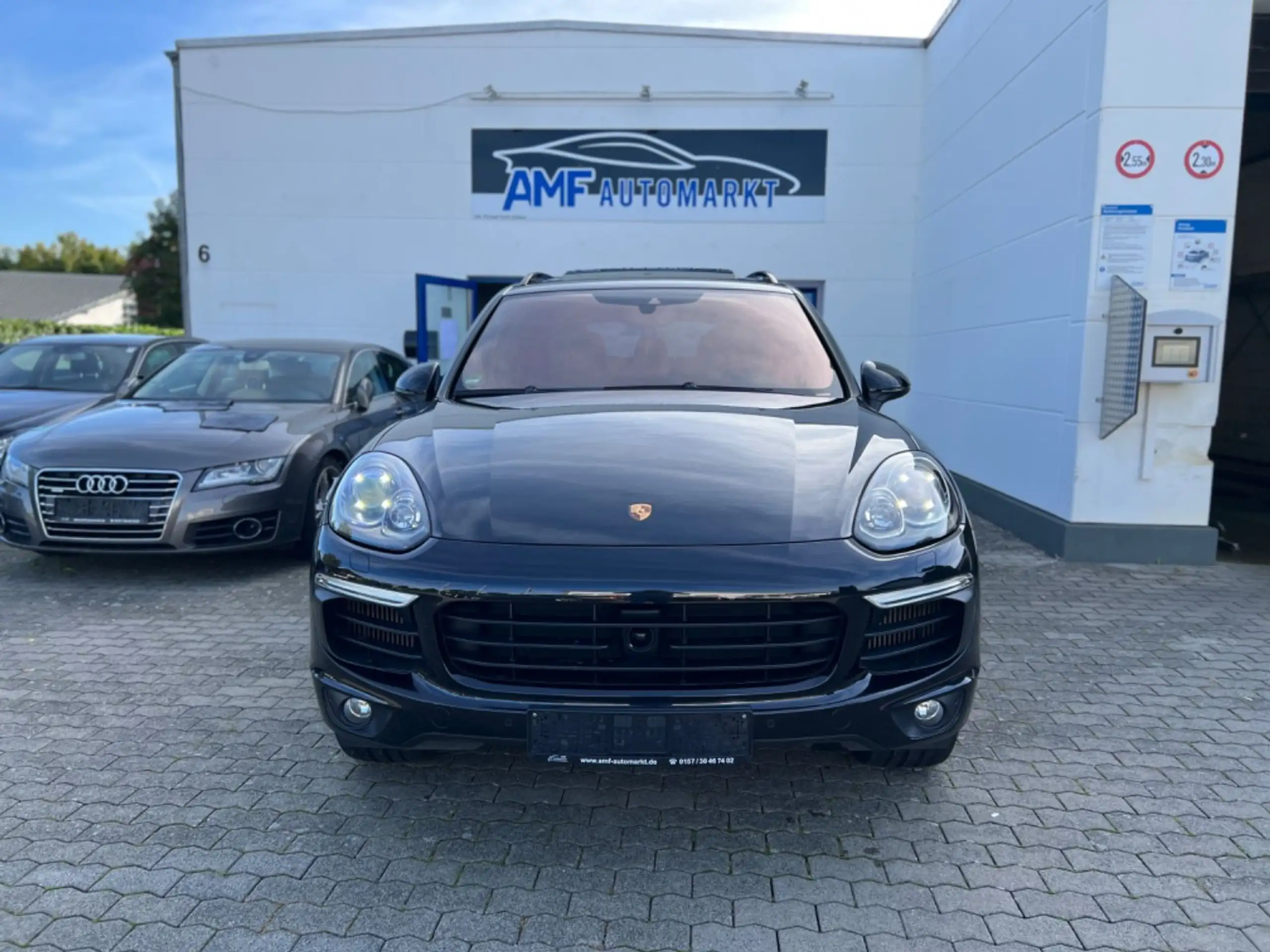 Porsche - Cayenne