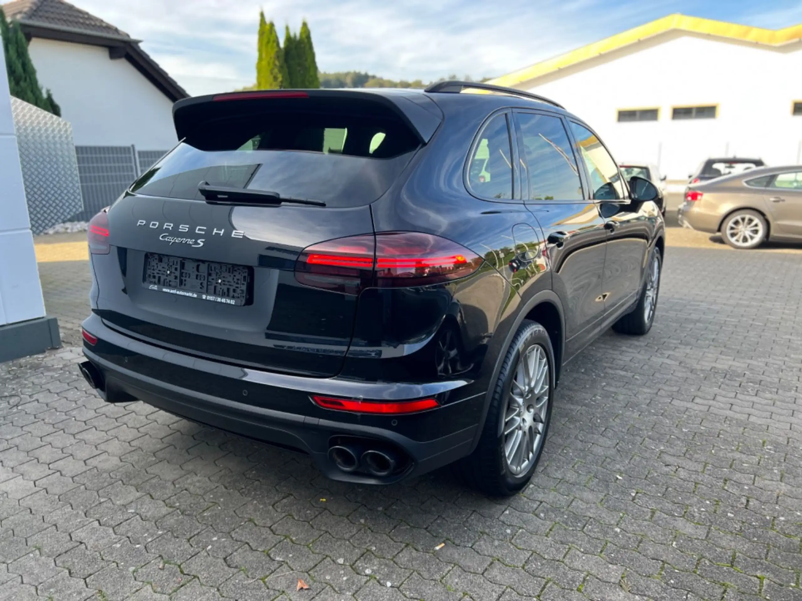 Porsche - Cayenne