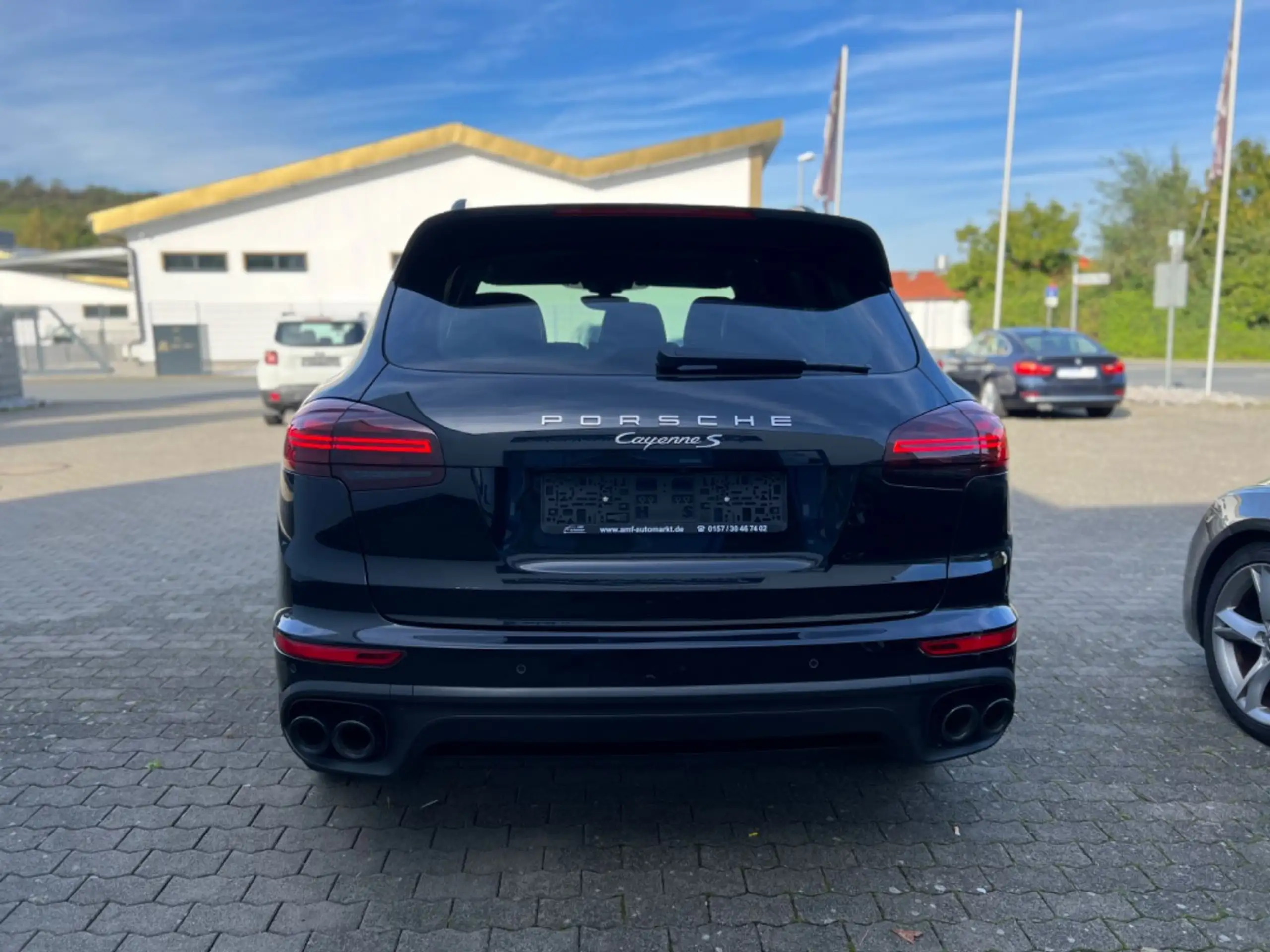 Porsche - Cayenne