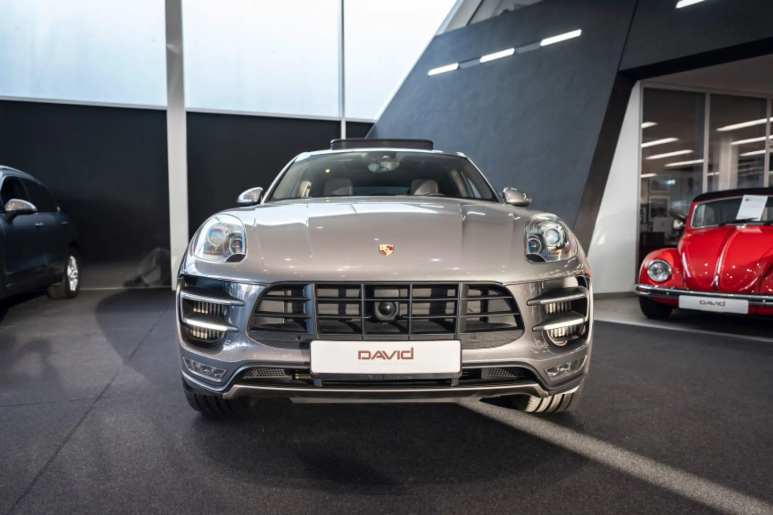 Porsche - Macan