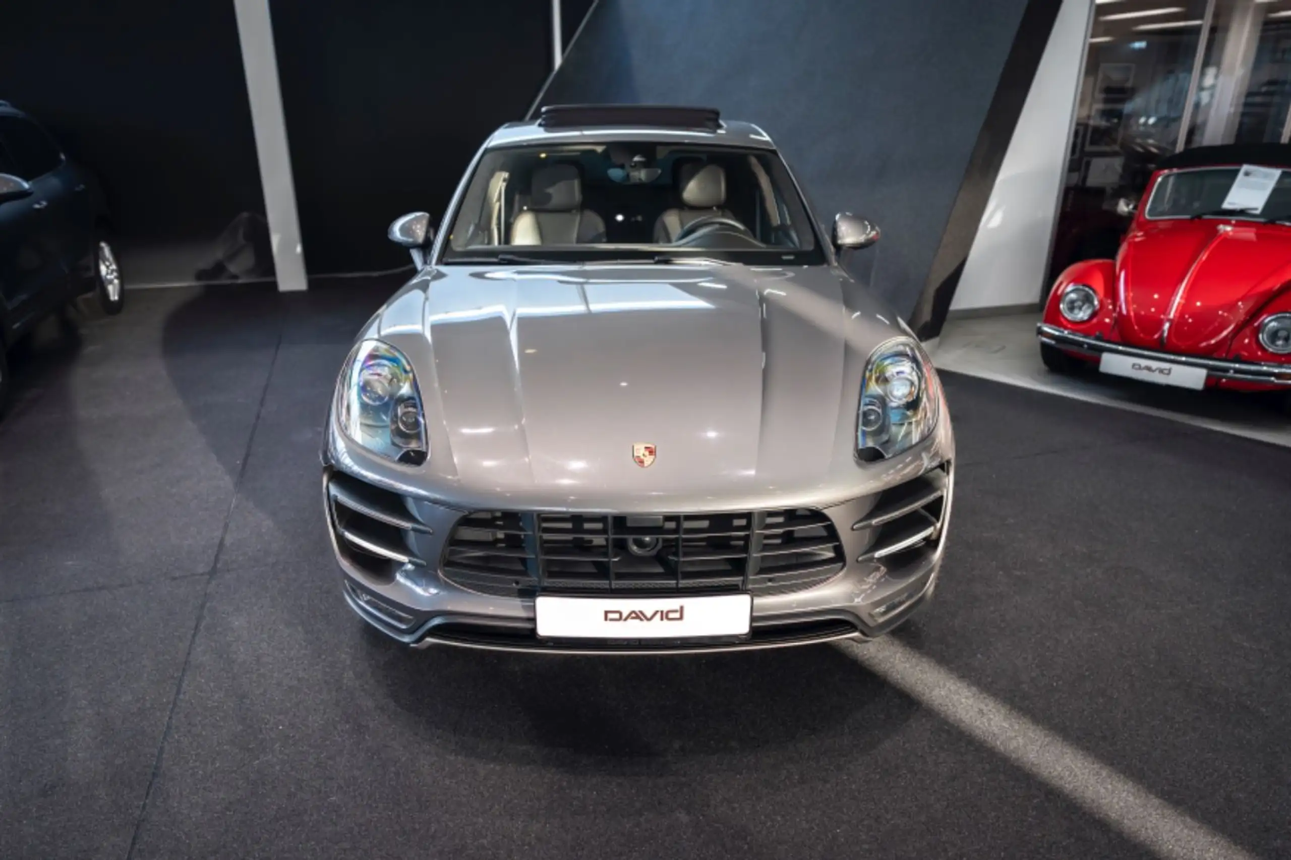 Porsche - Macan