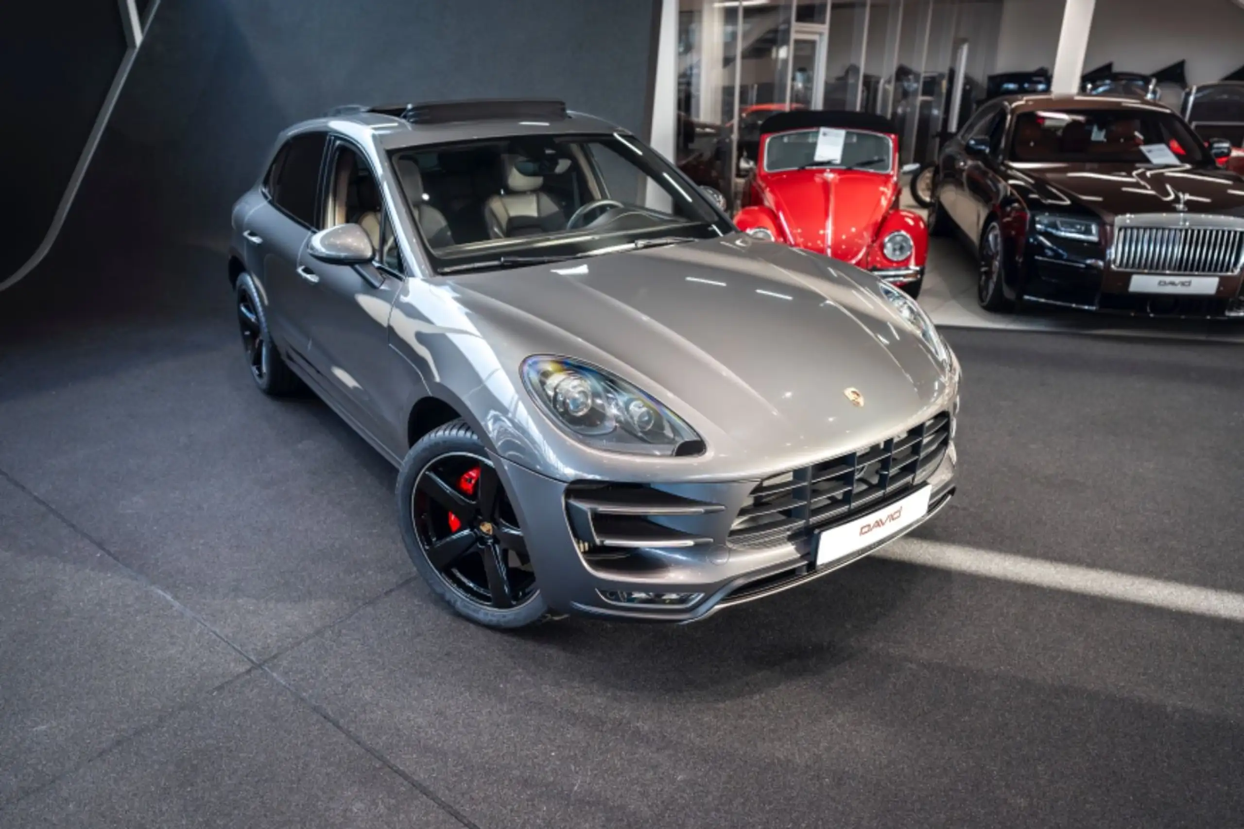 Porsche - Macan