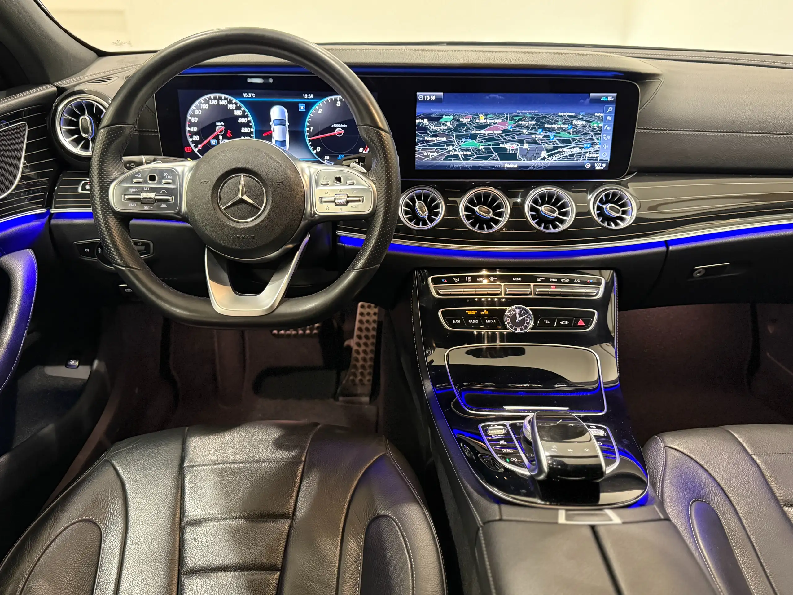 Mercedes-Benz - CLS 350