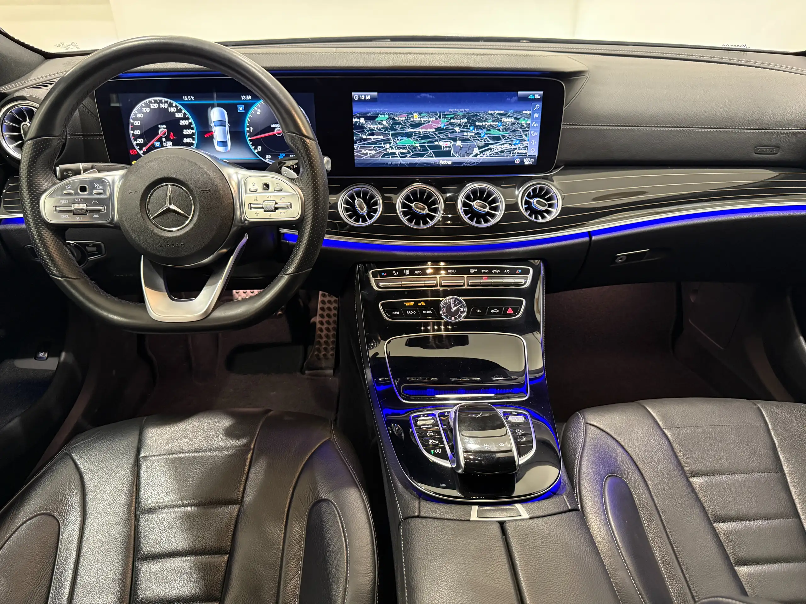 Mercedes-Benz - CLS 350