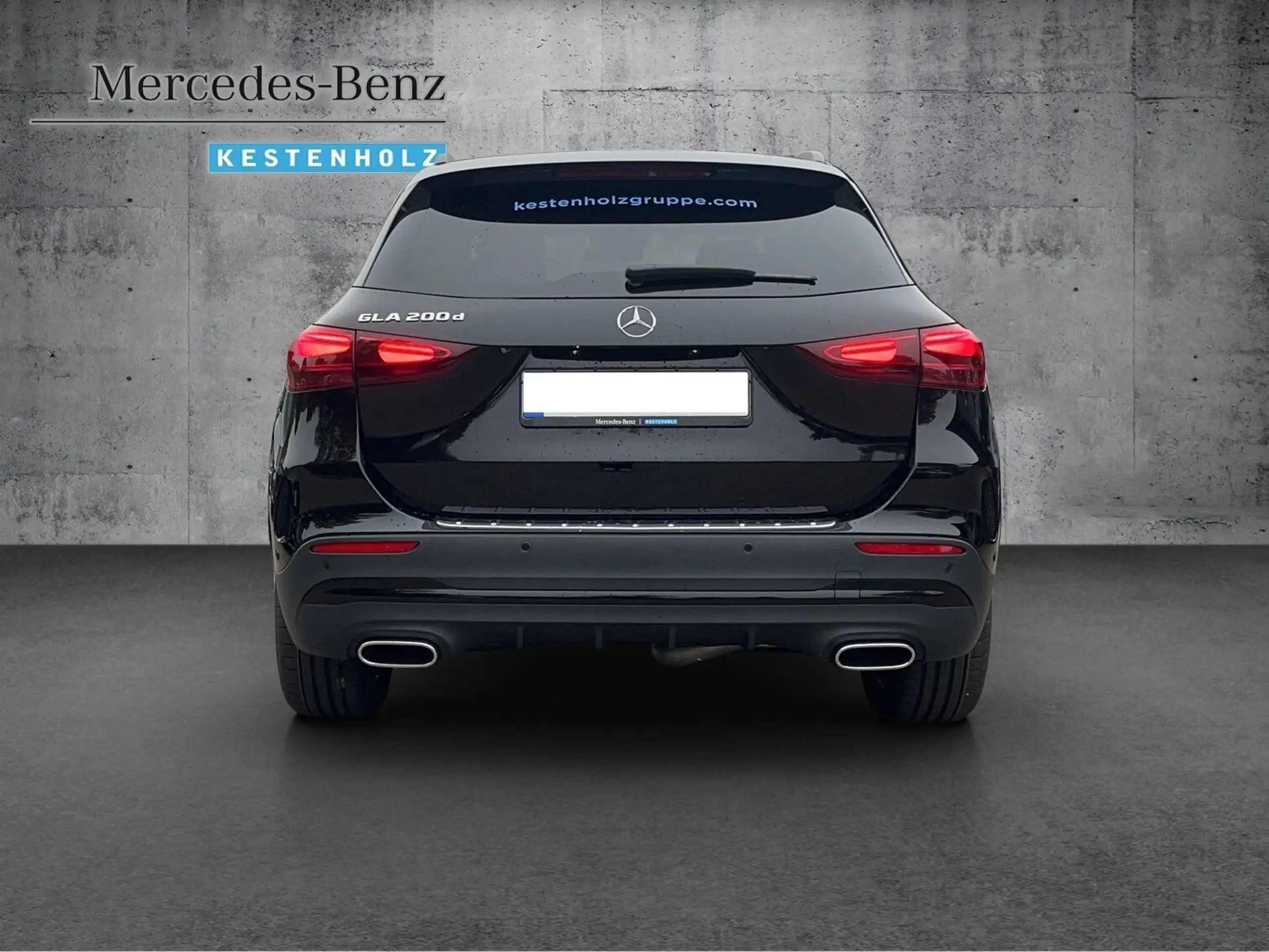 Mercedes-Benz - GLA 200