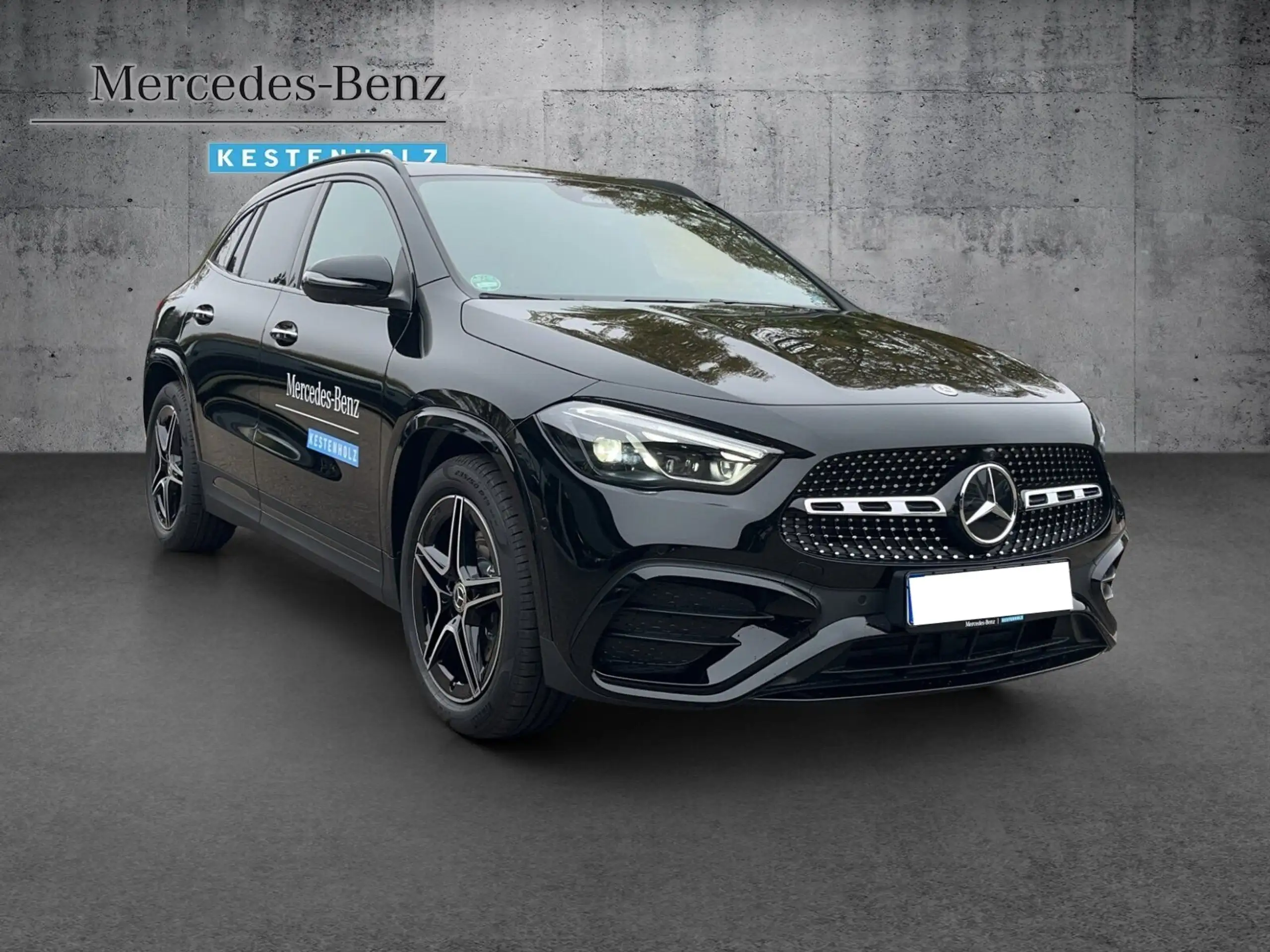 Mercedes-Benz - GLA 200