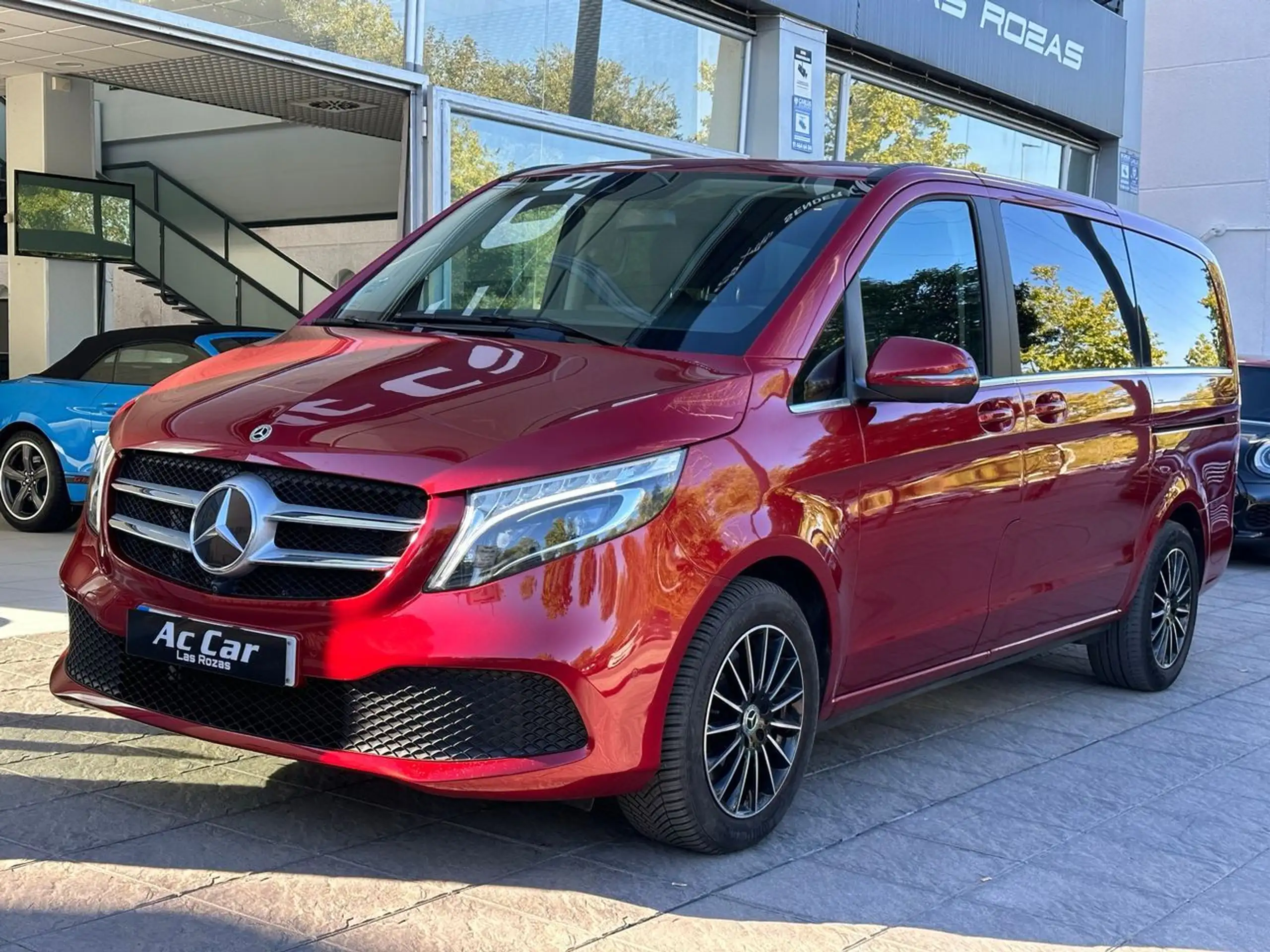 Mercedes-Benz - V