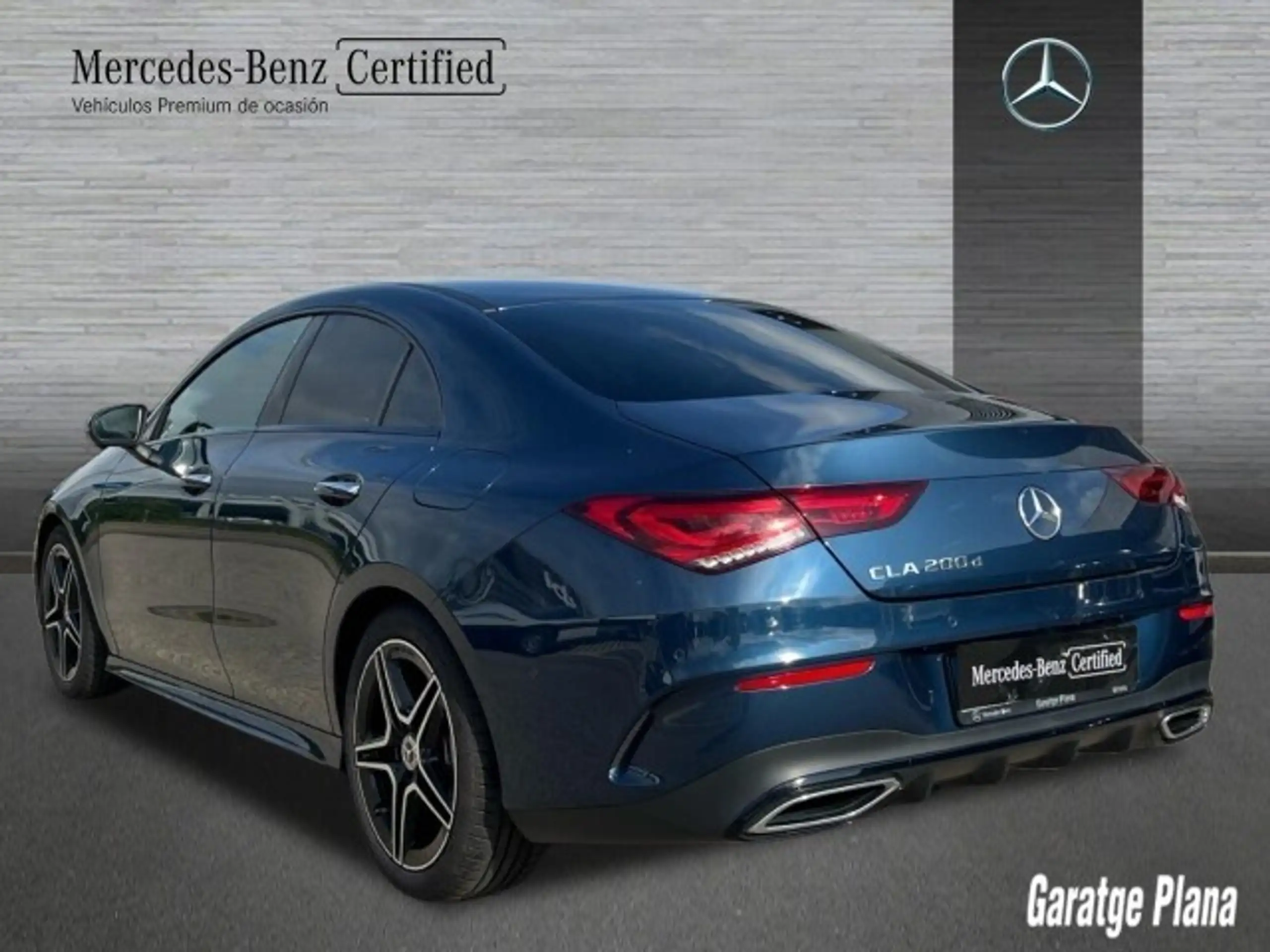 Mercedes-Benz - CLA 200