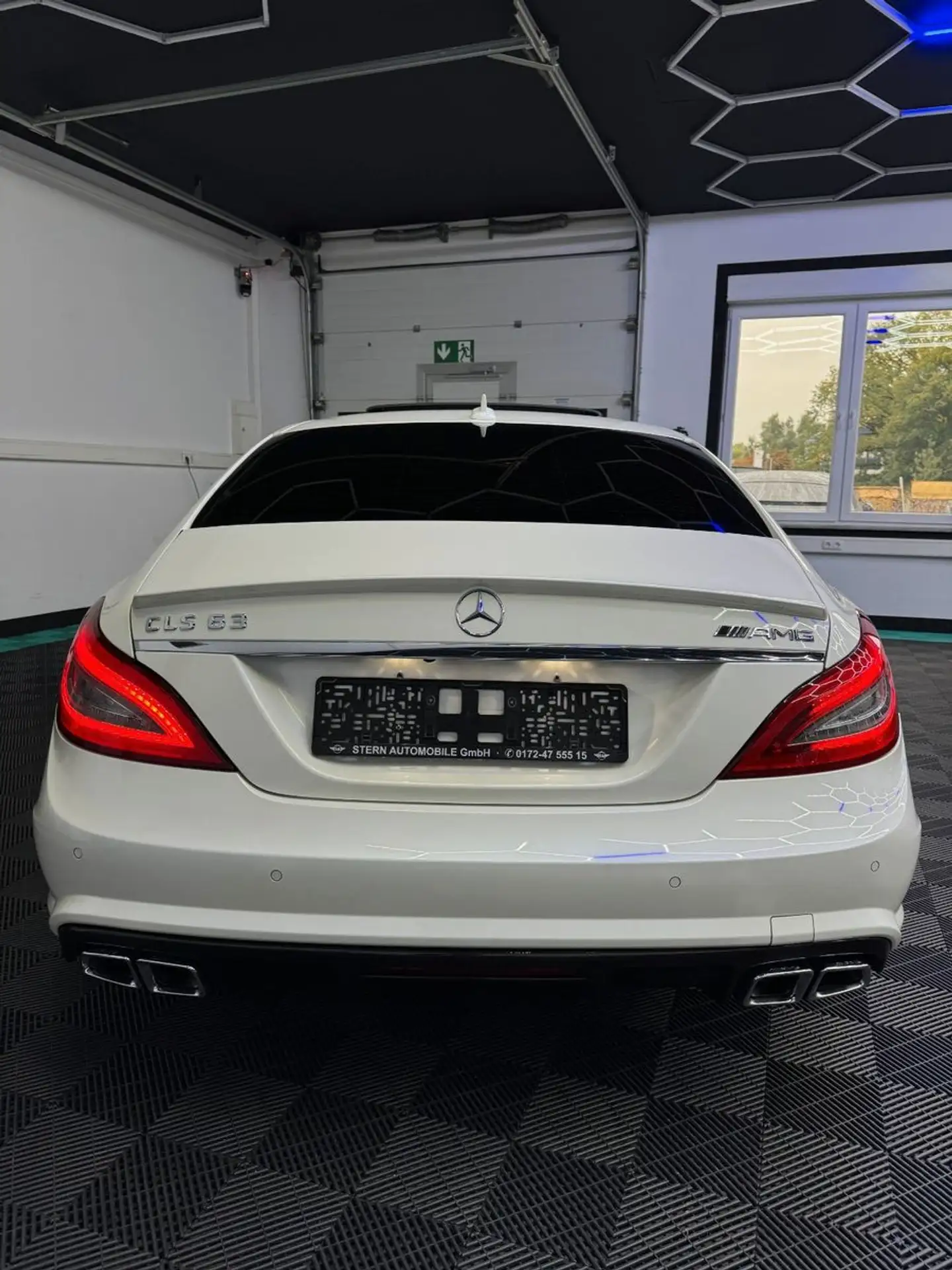 Mercedes-Benz - CLS 63 AMG