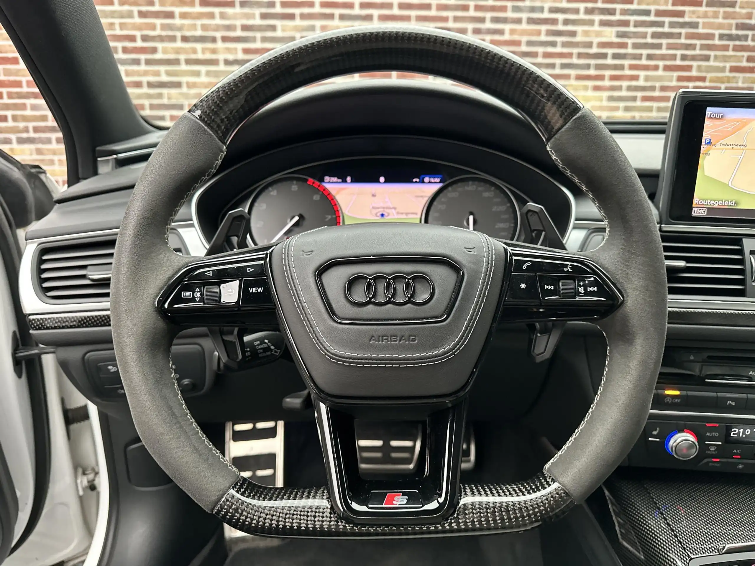 Audi - S6