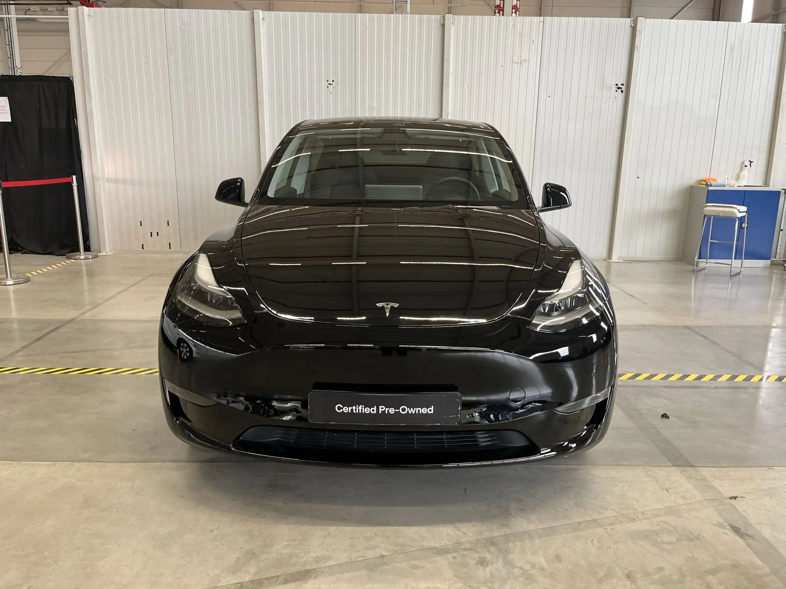 Tesla - Model Y