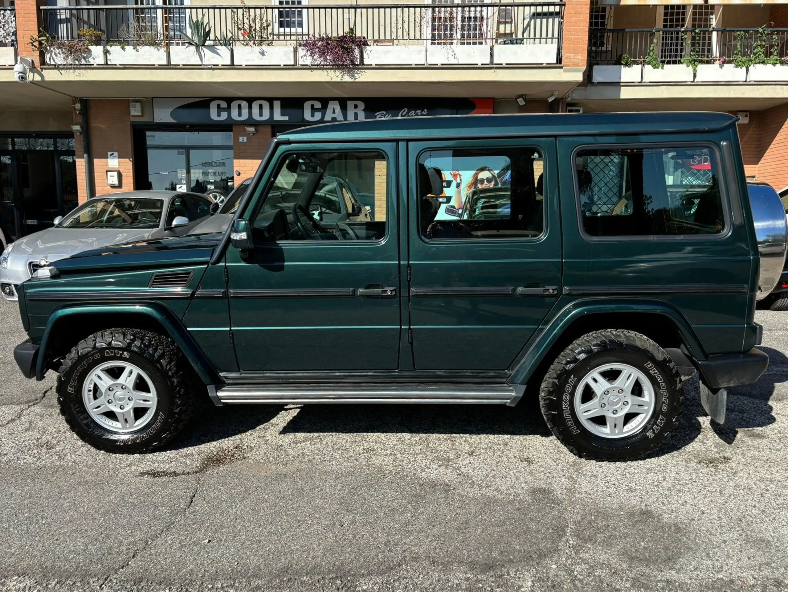 Mercedes-Benz - G 350