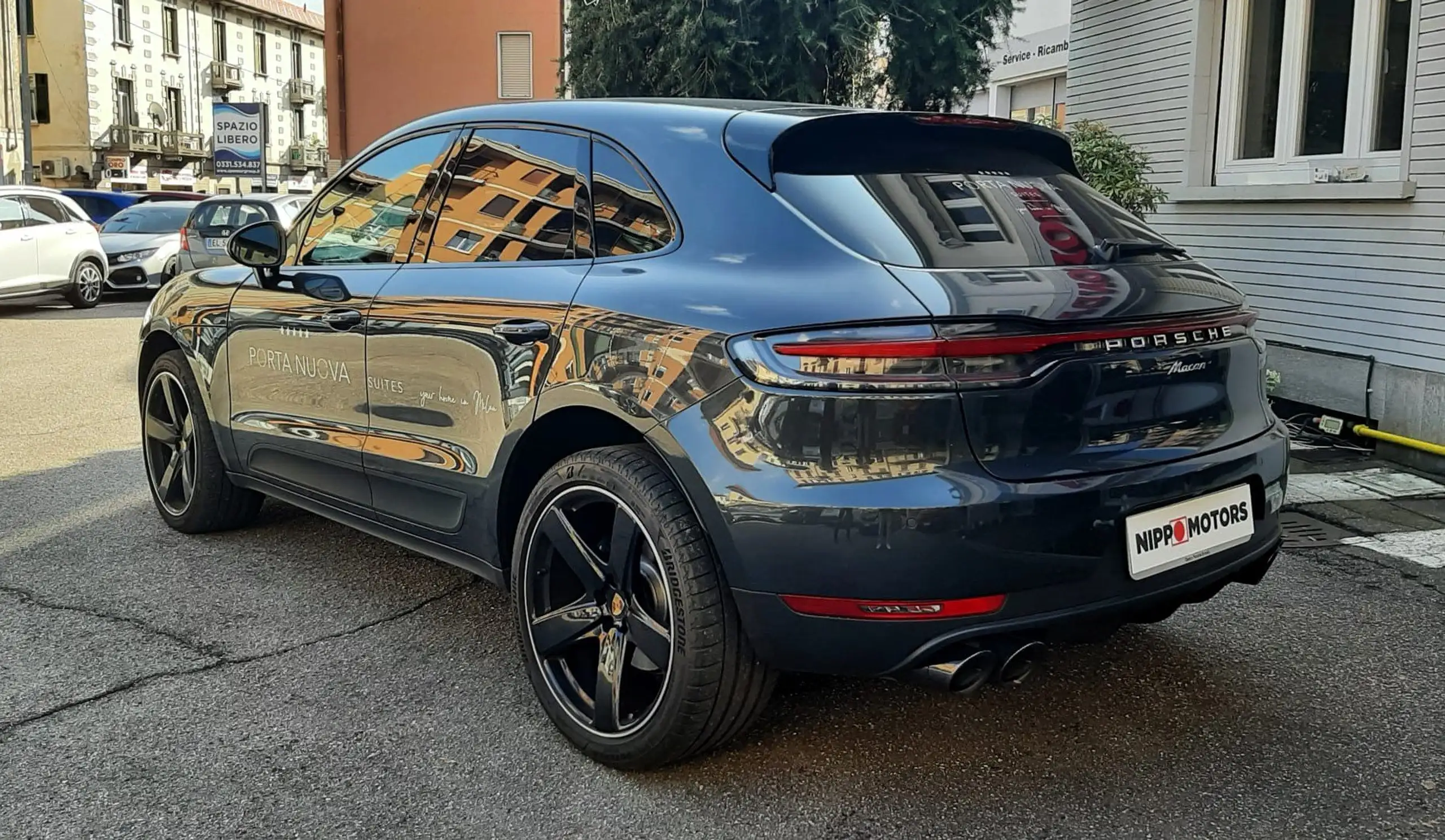 Porsche - Macan