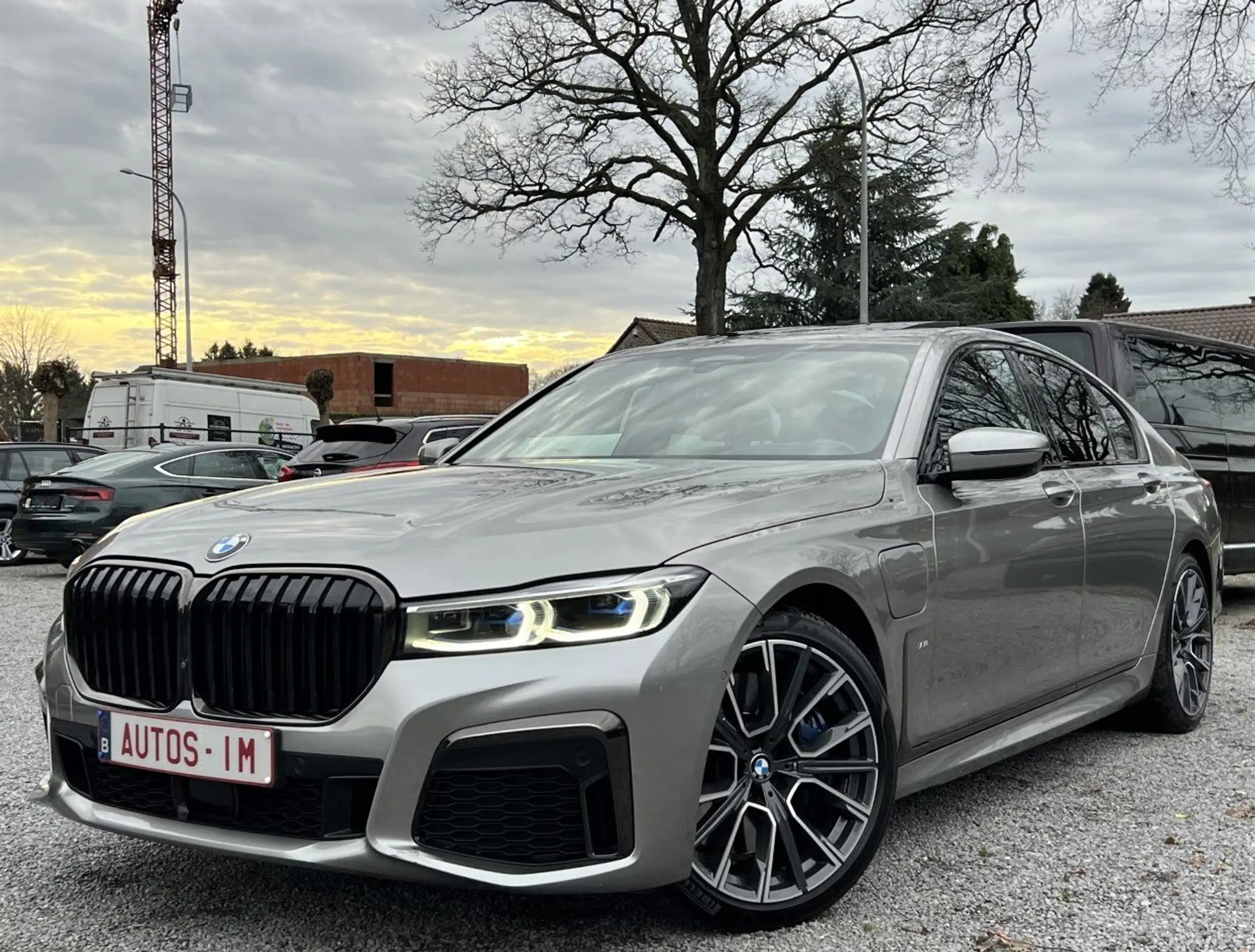 BMW 745 2019