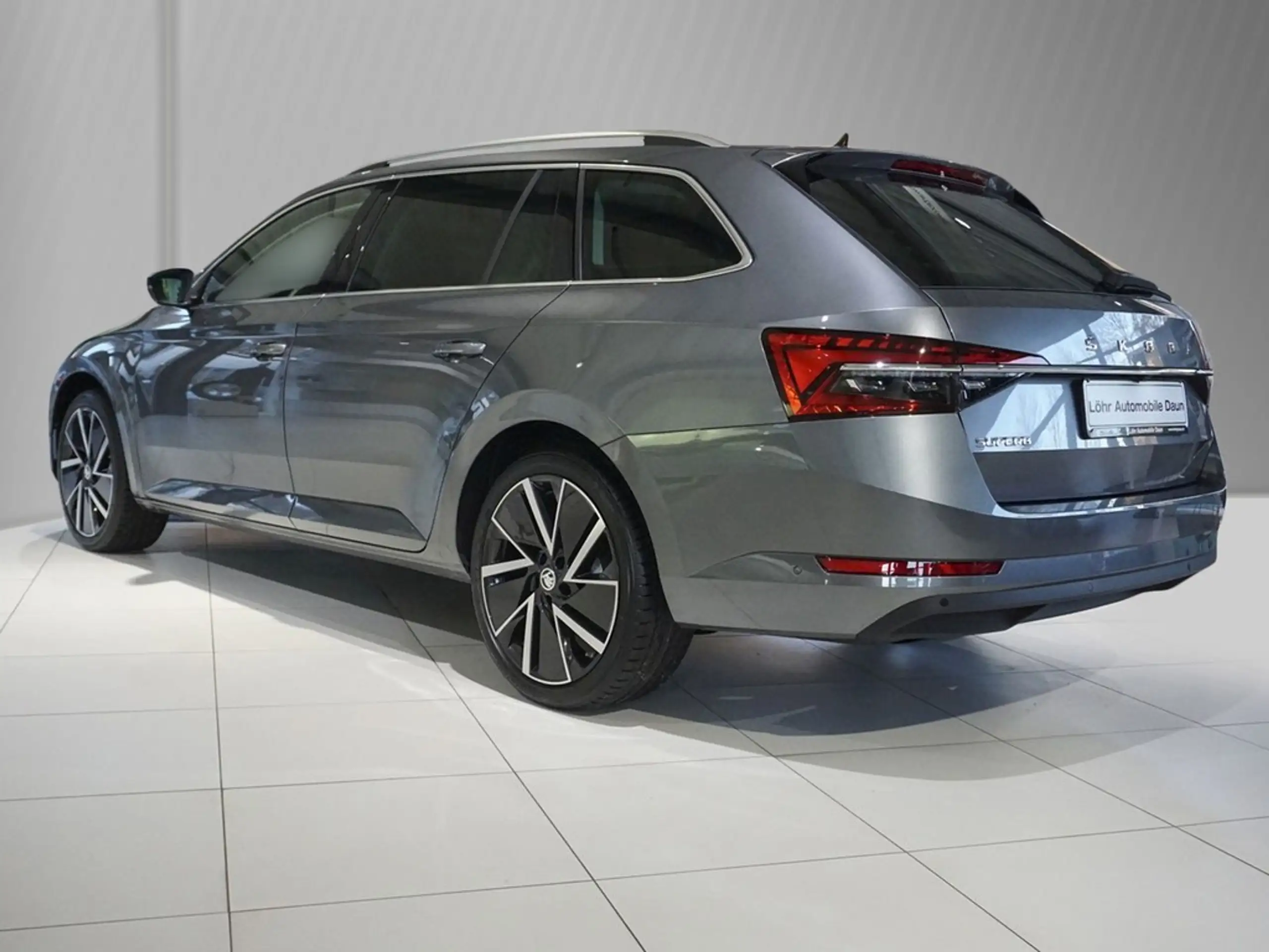 Skoda - Superb