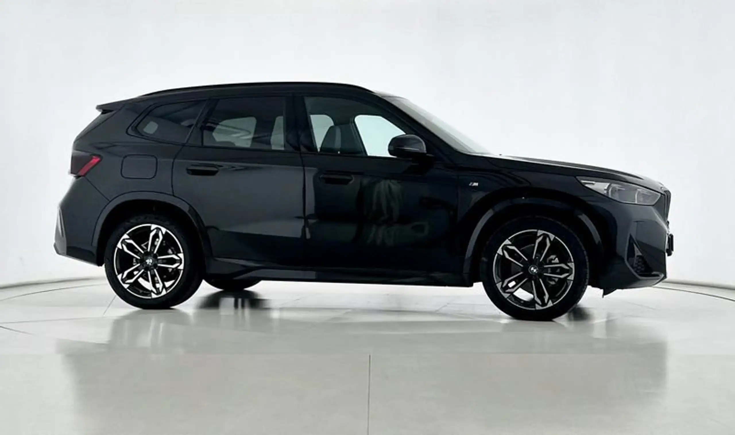 BMW - X1