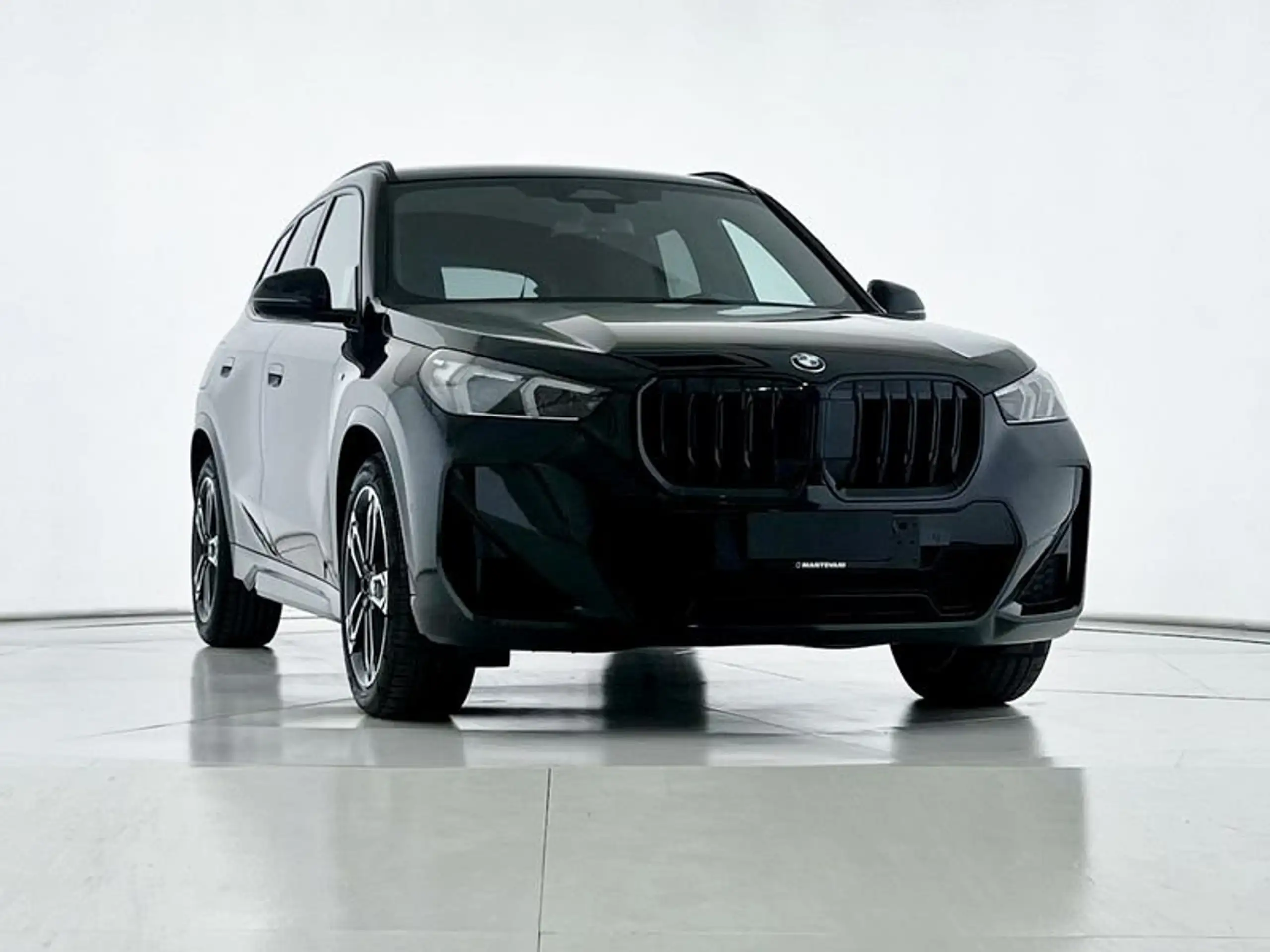 BMW - X1